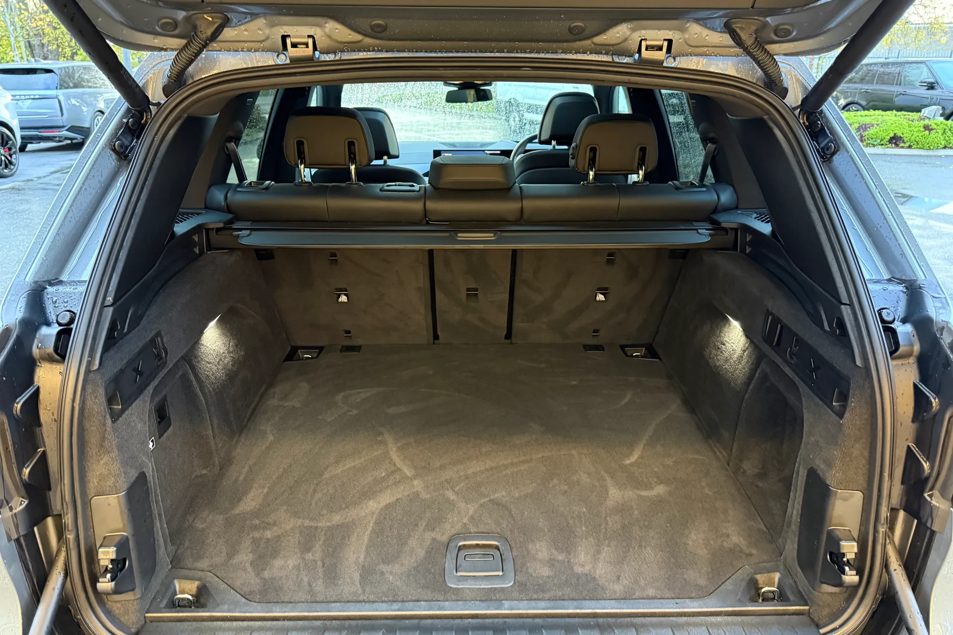 BMW X5 thumbnail image number 44