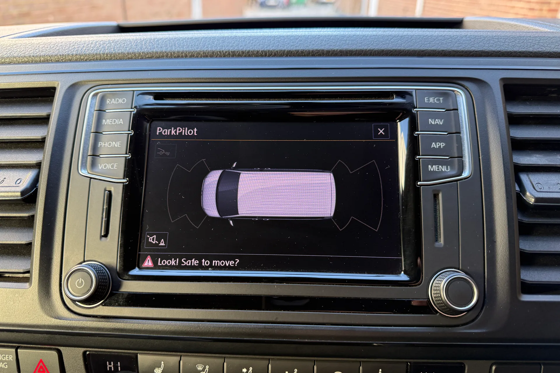 VOLKSWAGEN CALIFORNIA thumbnail image number 11