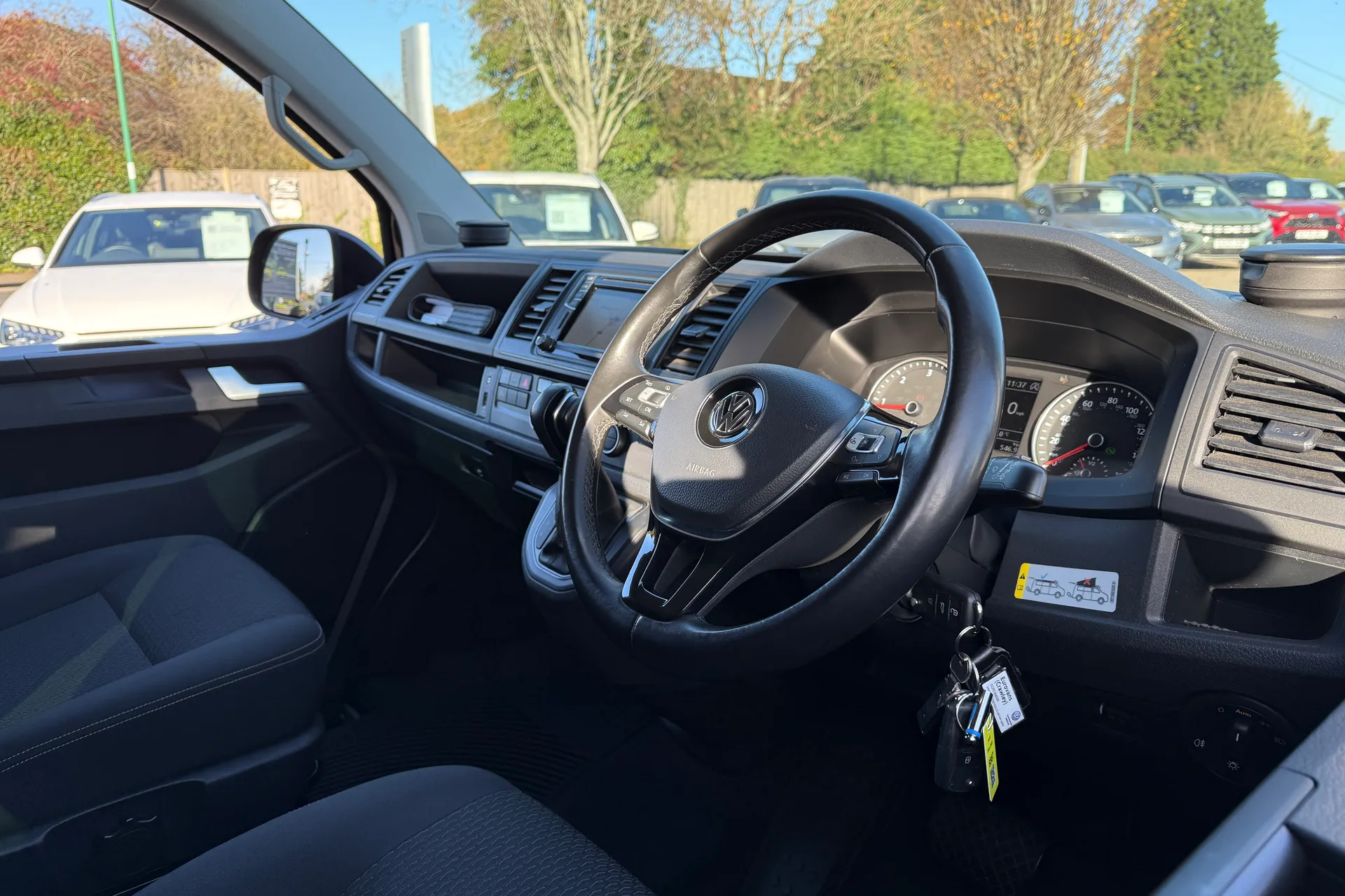 VOLKSWAGEN CALIFORNIA thumbnail image number 27