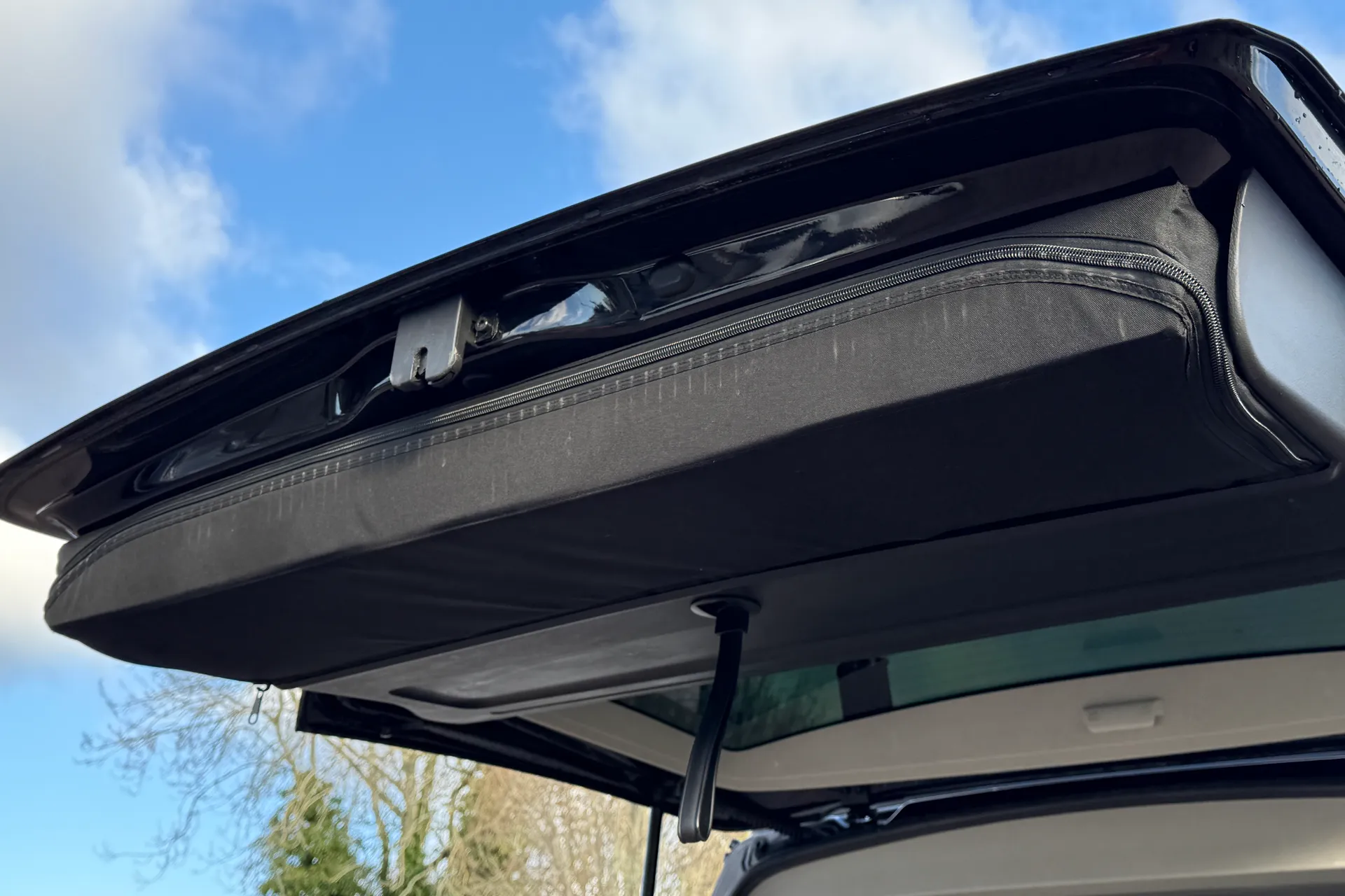 VOLKSWAGEN CALIFORNIA thumbnail image number 54