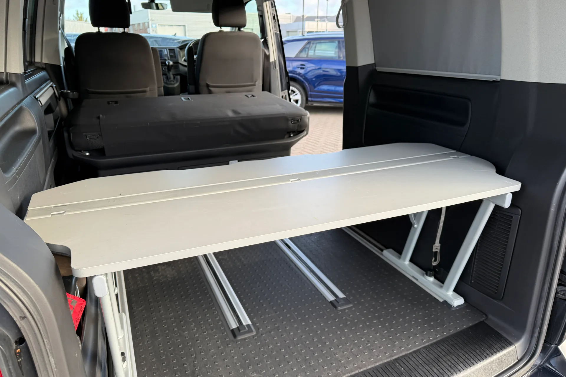 VOLKSWAGEN CALIFORNIA thumbnail image number 36