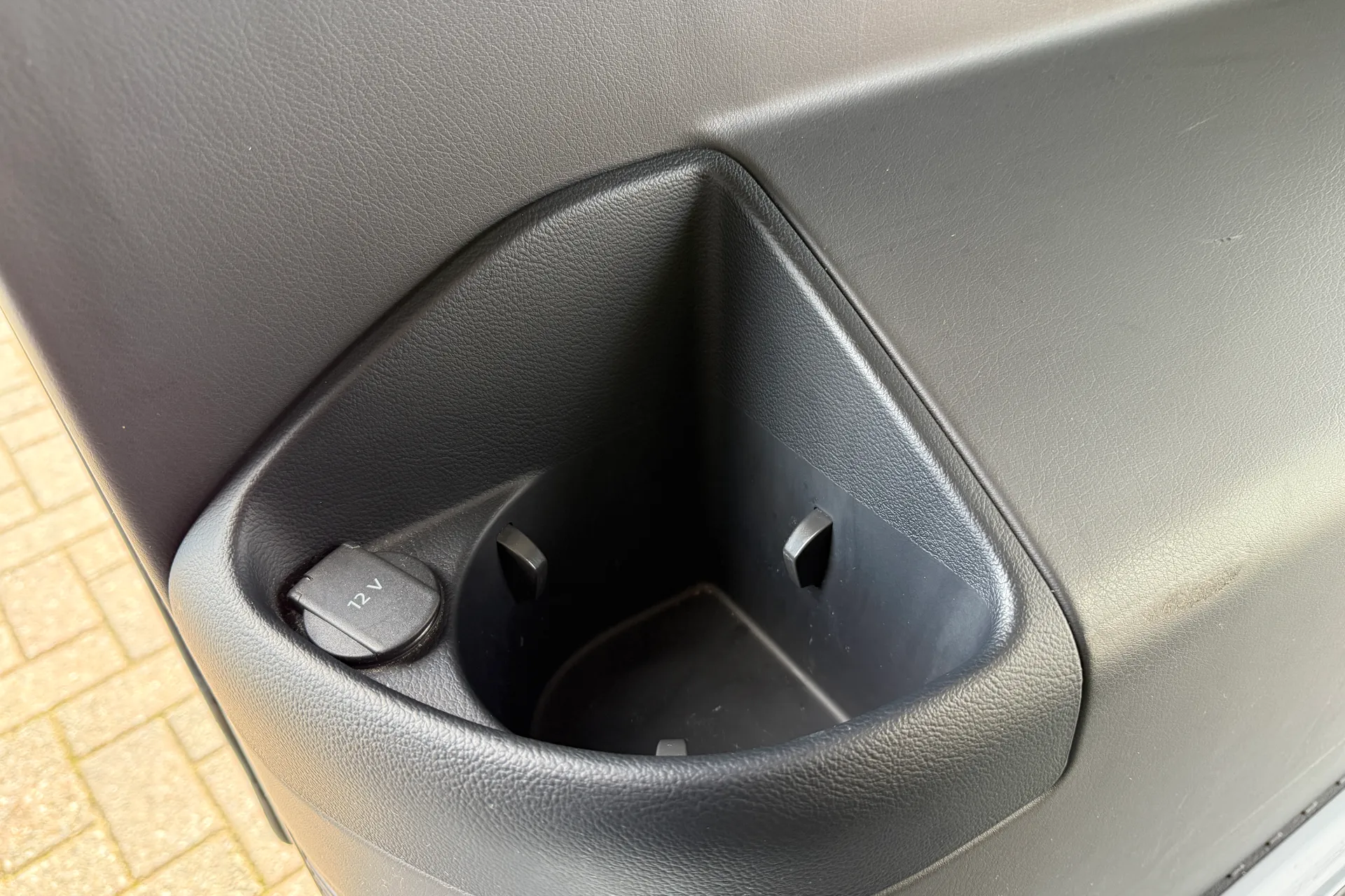 VOLKSWAGEN CALIFORNIA thumbnail image number 55