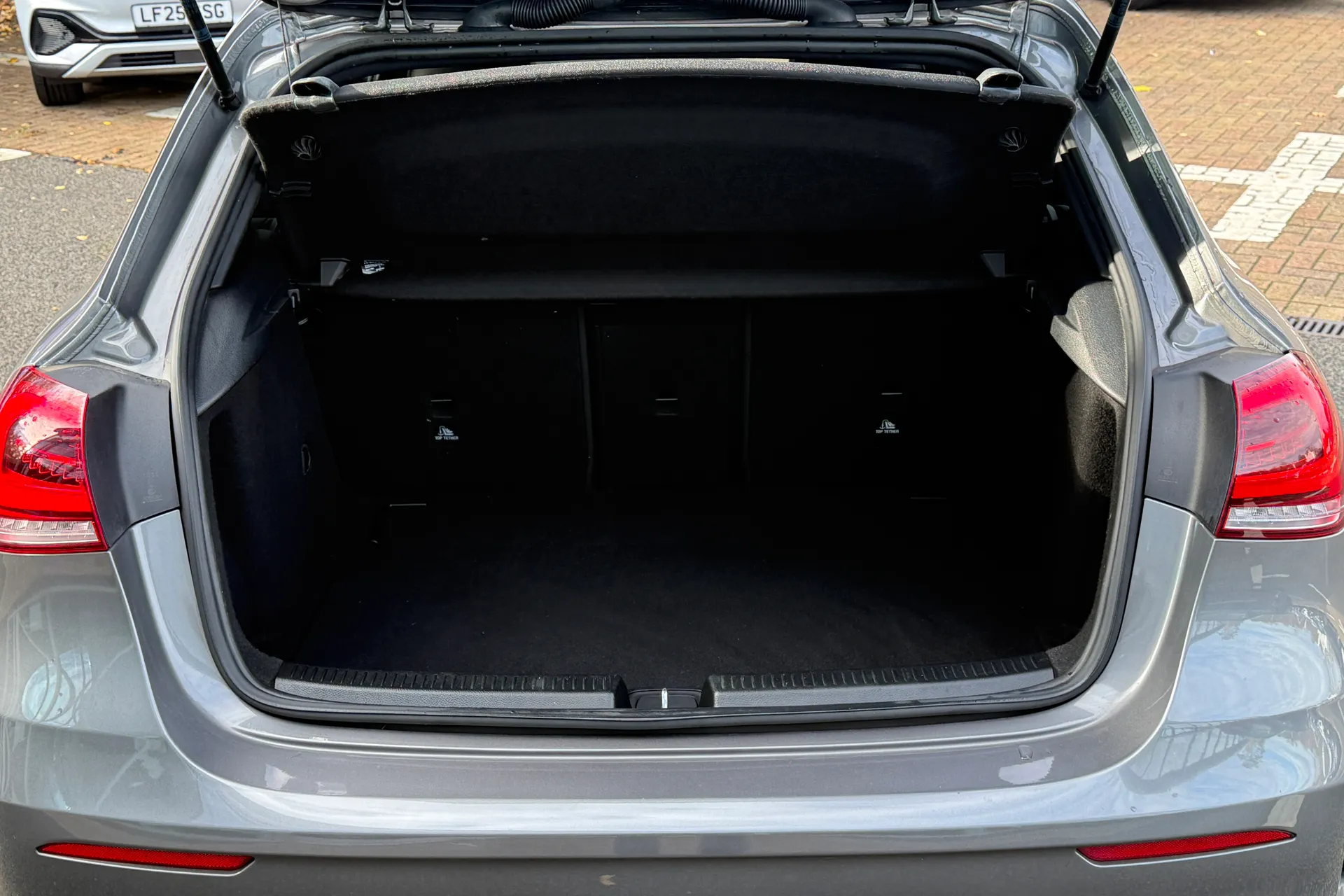 MERCEDES-BENZ A CLASS thumbnail image number 32