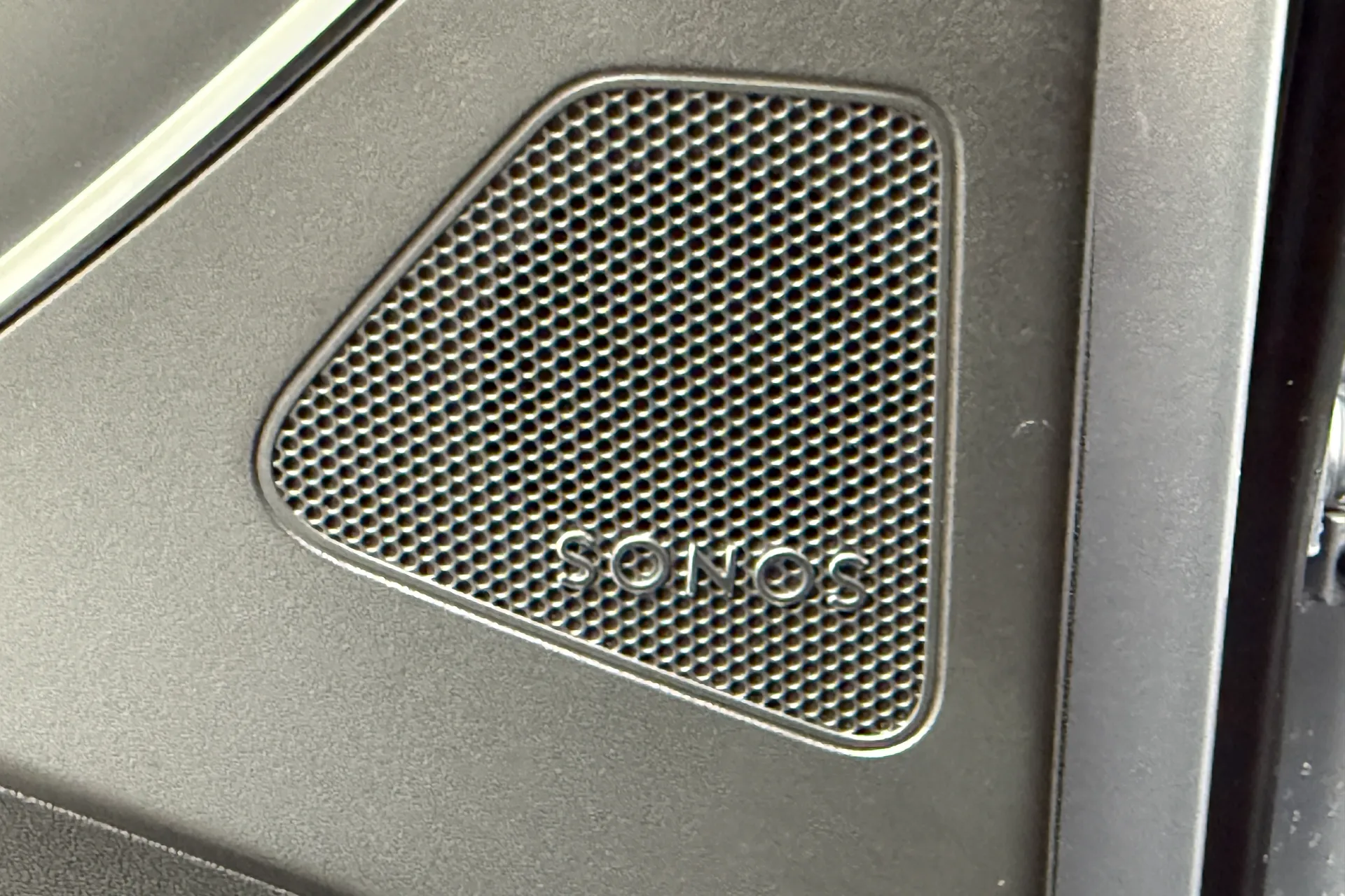 Audi Q4 thumbnail image number 67