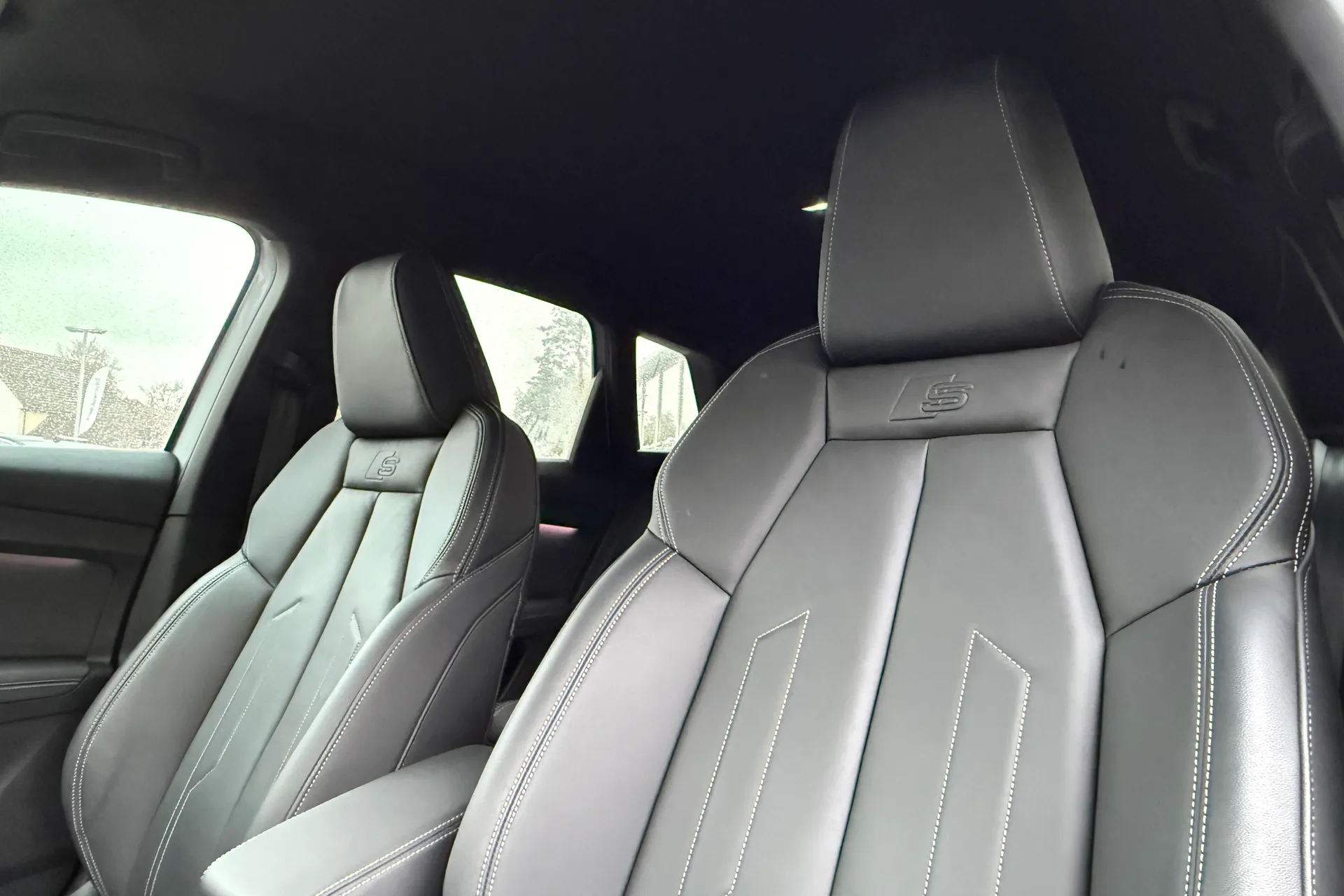 Audi Q4 thumbnail image number 57