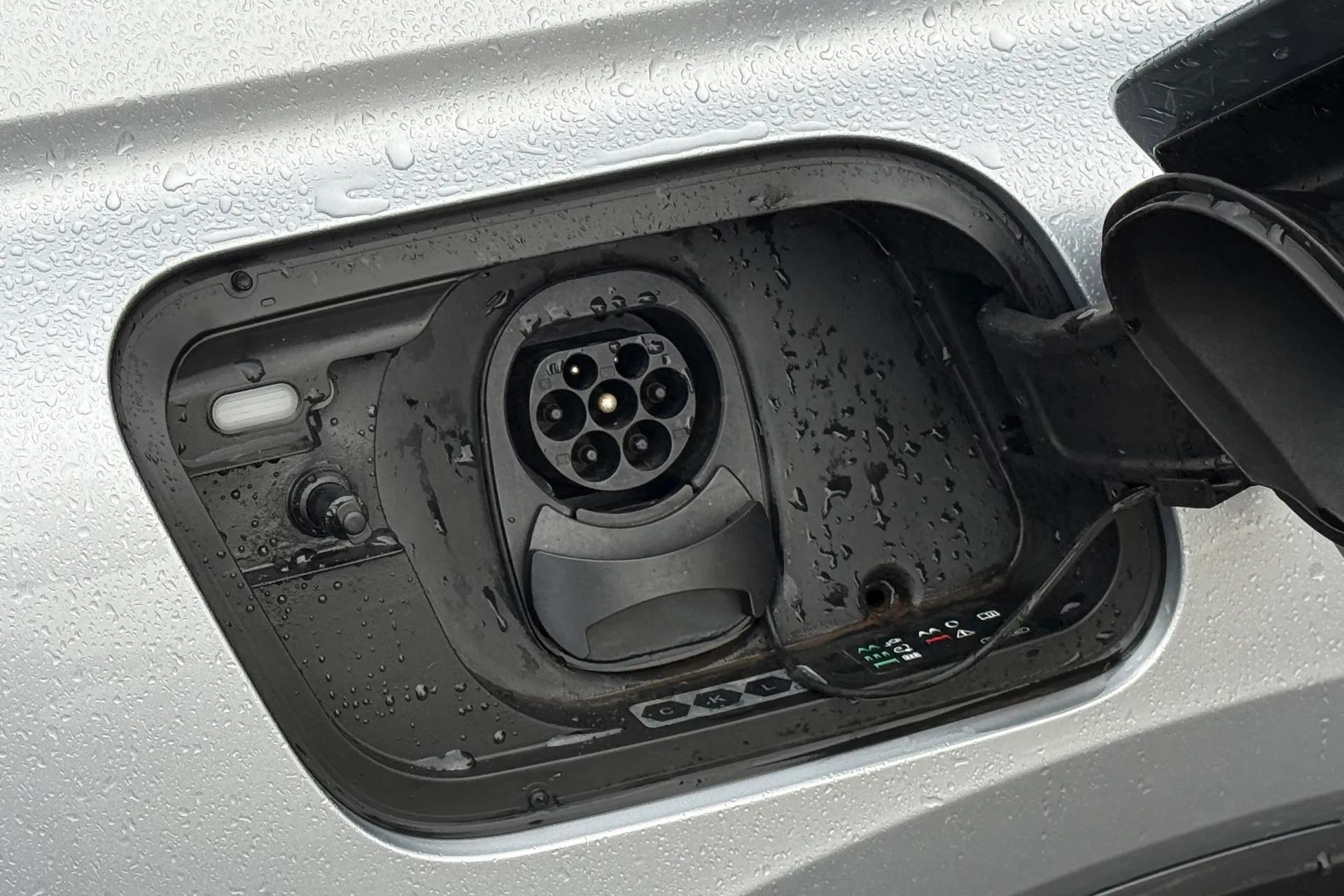 Audi Q4 thumbnail image number 12