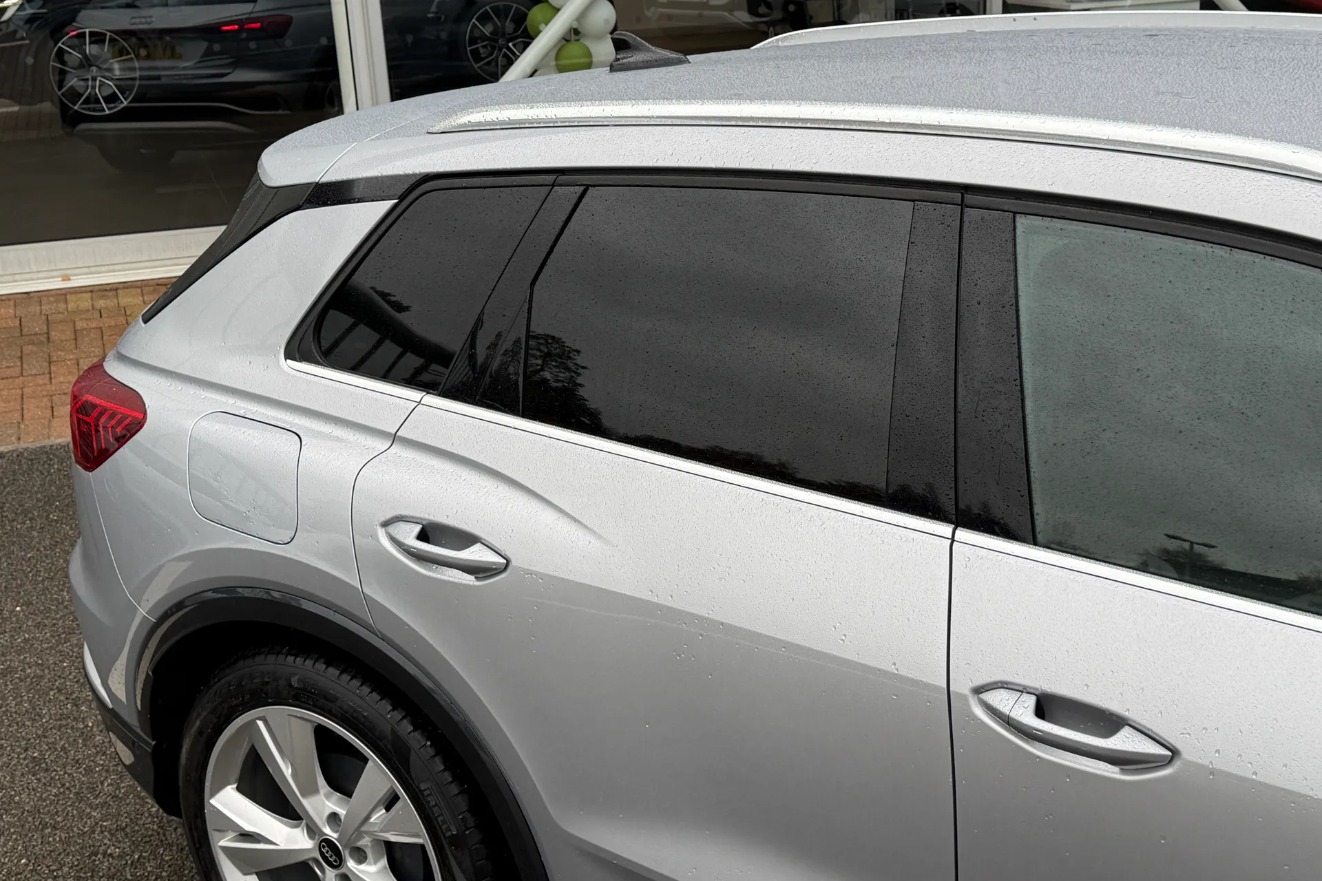 Audi Q4 thumbnail image number 28