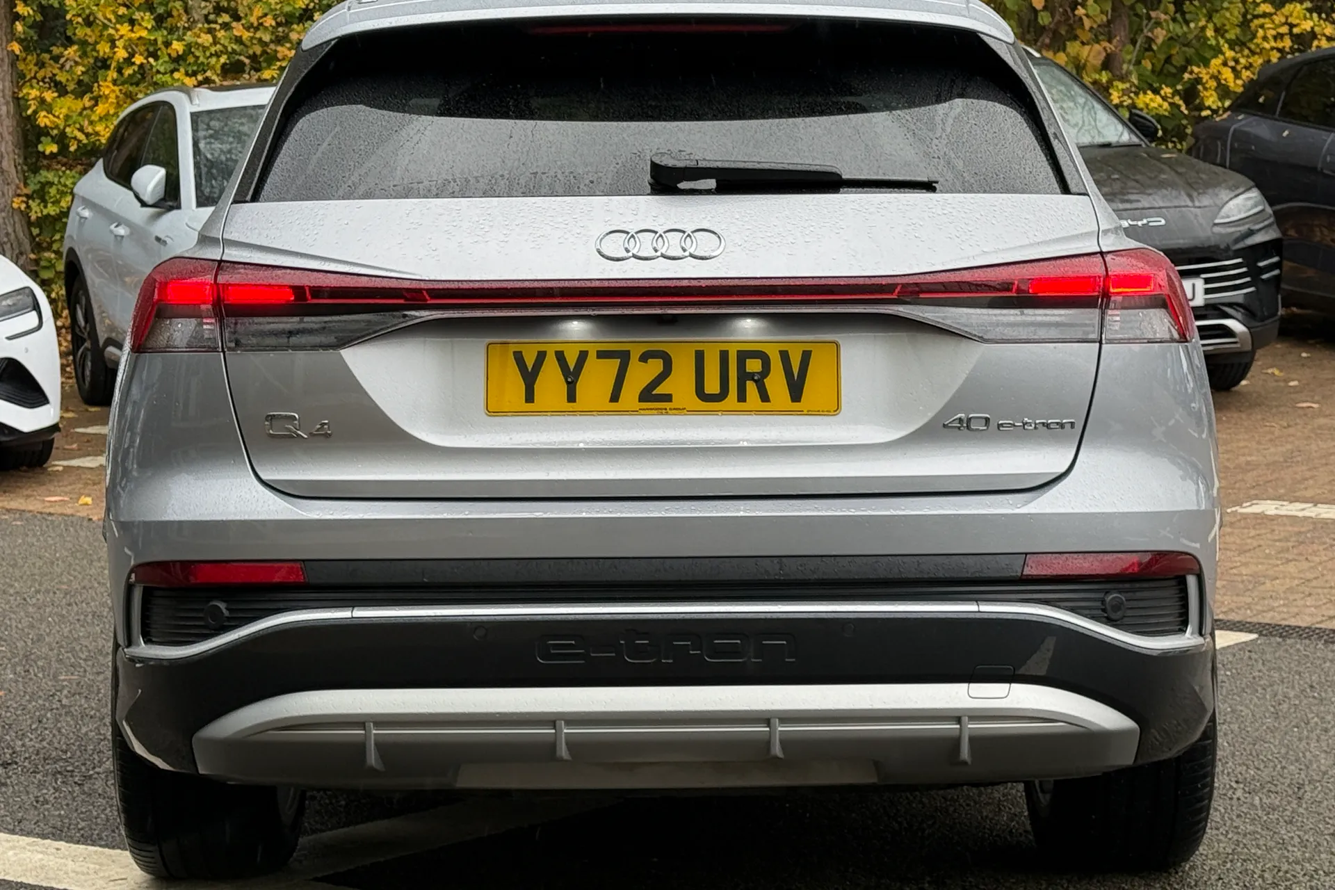 Audi Q4 thumbnail image number 17