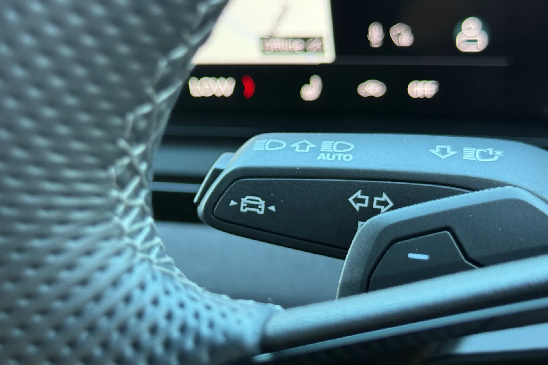 Audi A6 thumbnail image number 24