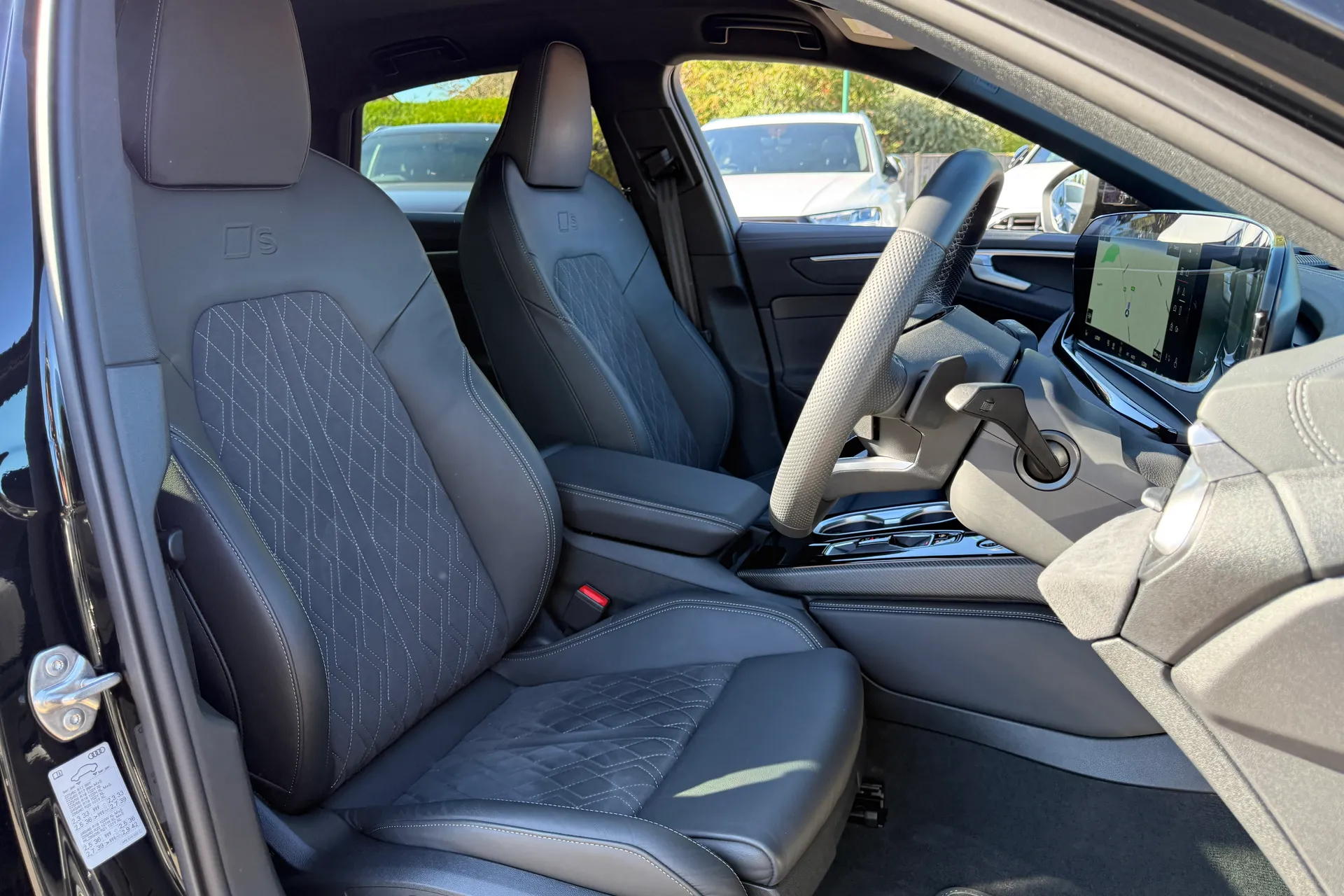 Audi A6 thumbnail image number 33