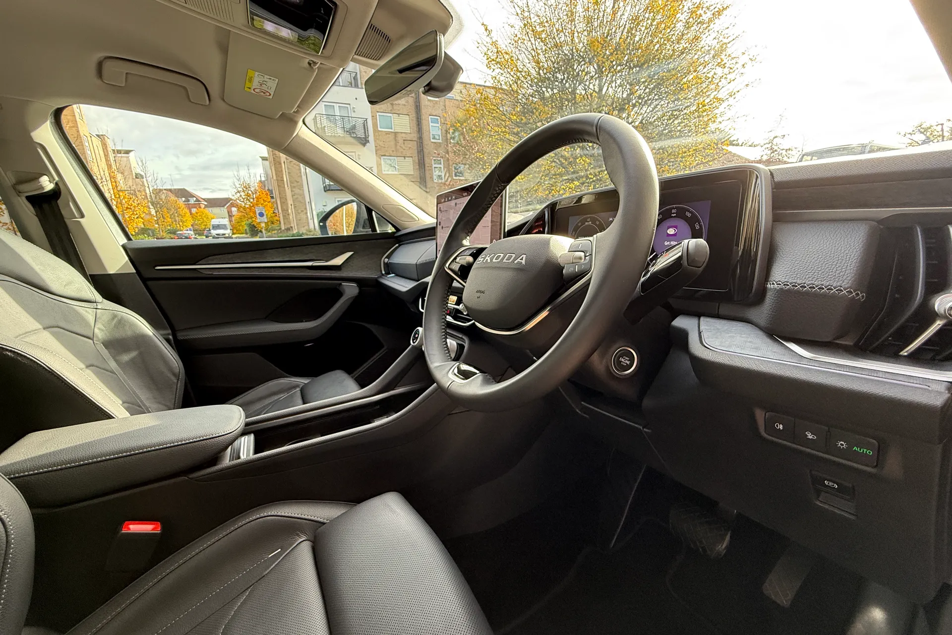 SKODA KODIAQ thumbnail image number 10