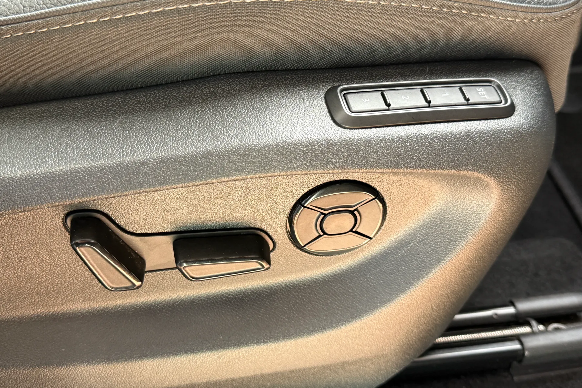 SKODA KODIAQ thumbnail image number 27