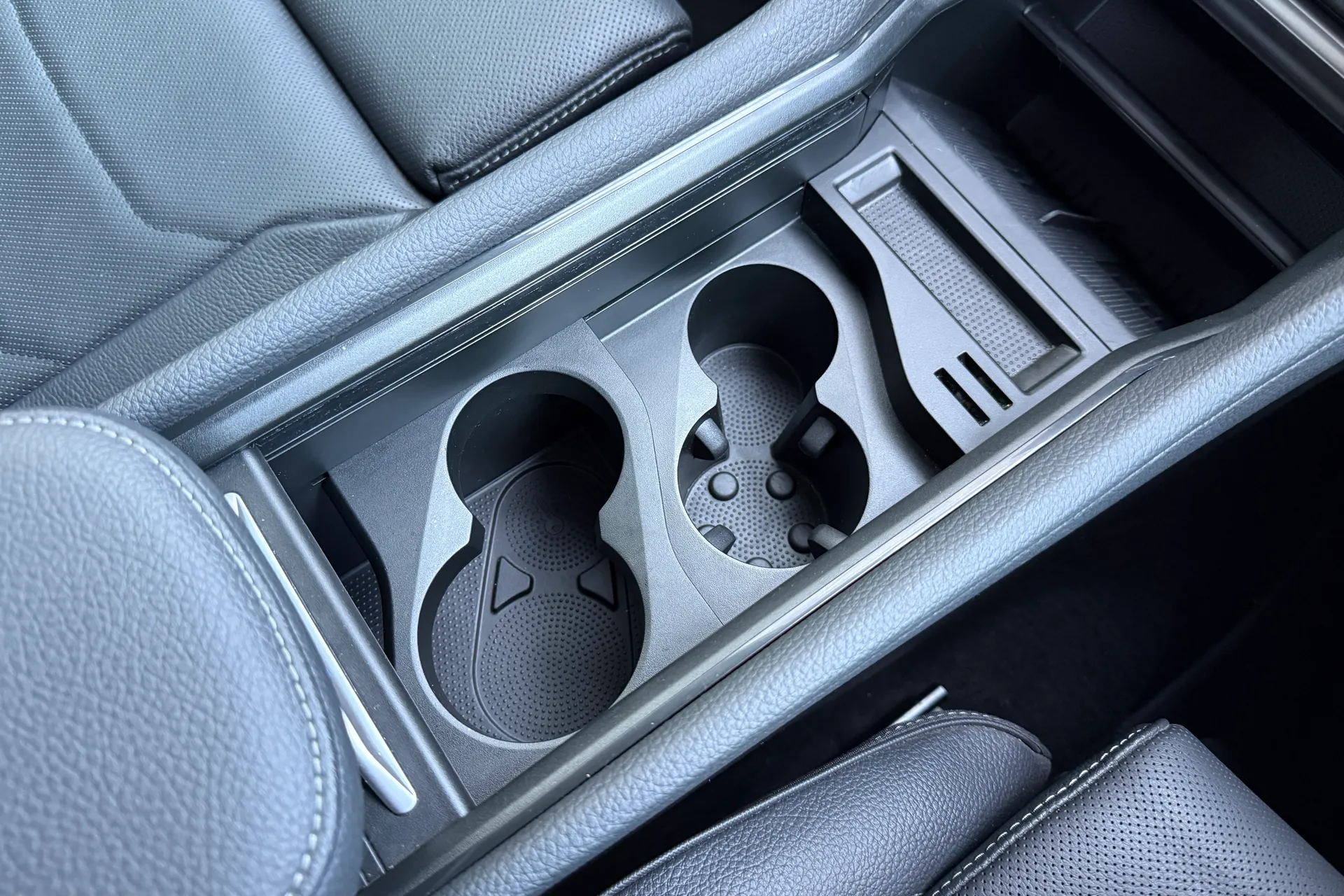 SKODA KODIAQ thumbnail image number 11