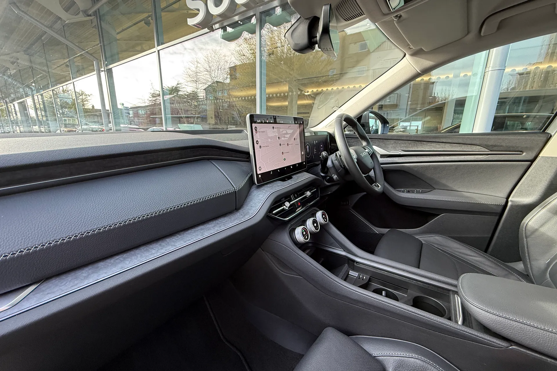 SKODA KODIAQ thumbnail image number 7