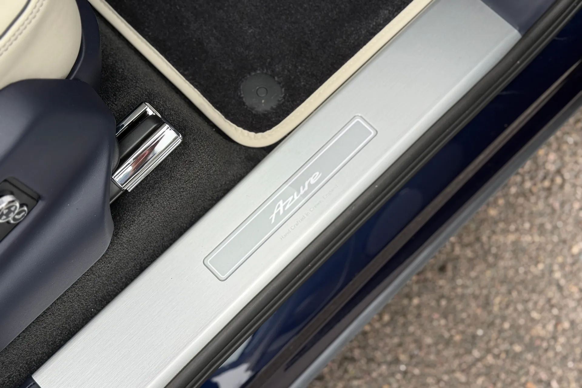 Bentley BENTAYGA thumbnail image number 20