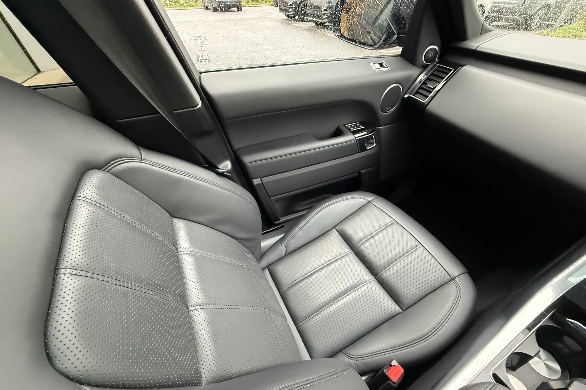 LAND ROVER RANGE ROVER SPORT thumbnail image number 12