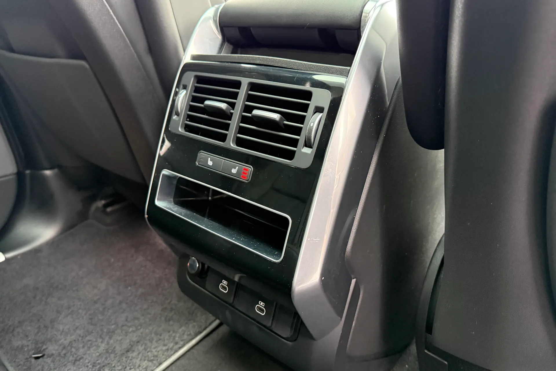 LAND ROVER RANGE ROVER SPORT thumbnail image number 34