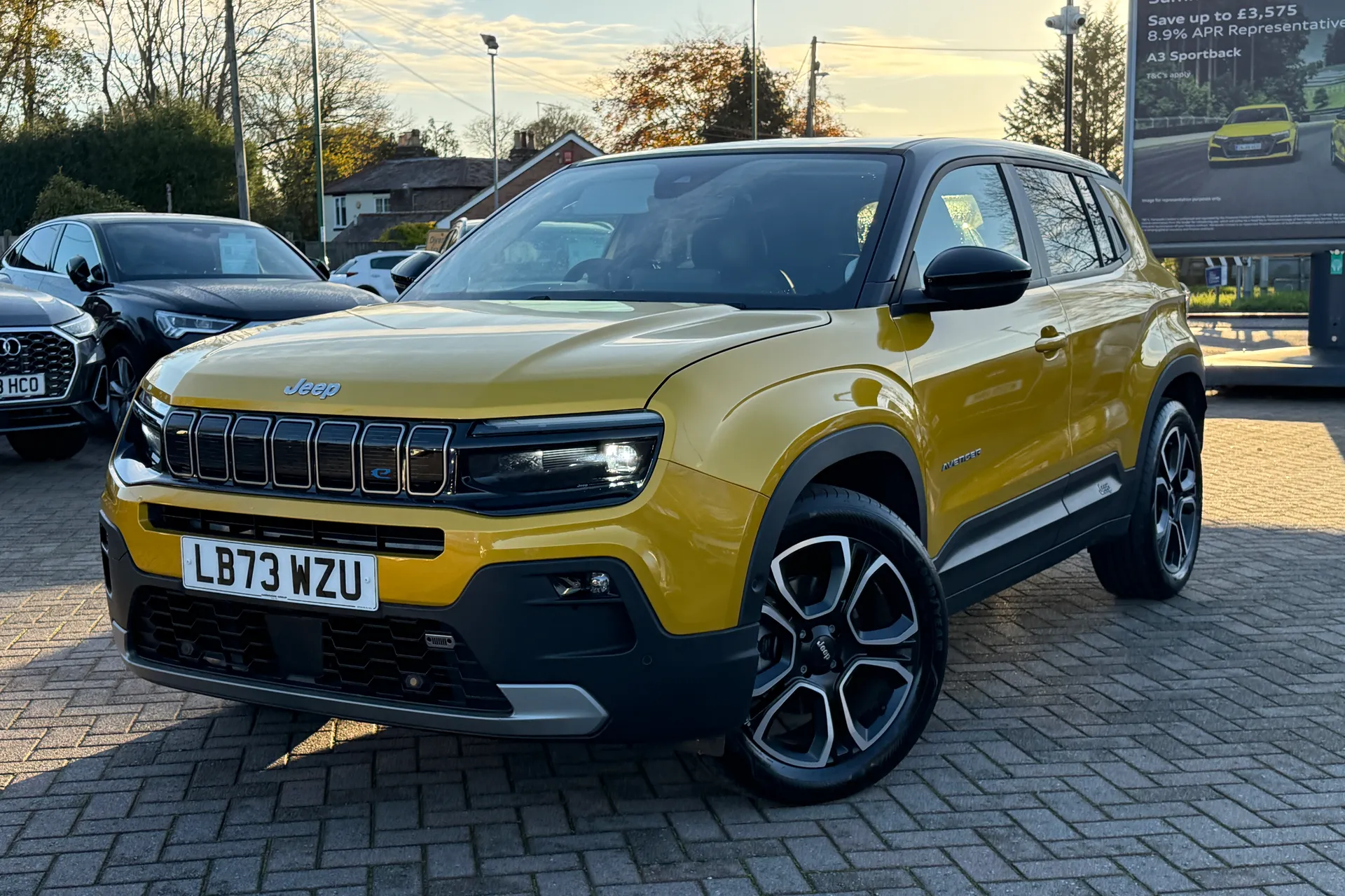 JEEP AVENGER thumbnail image number 21