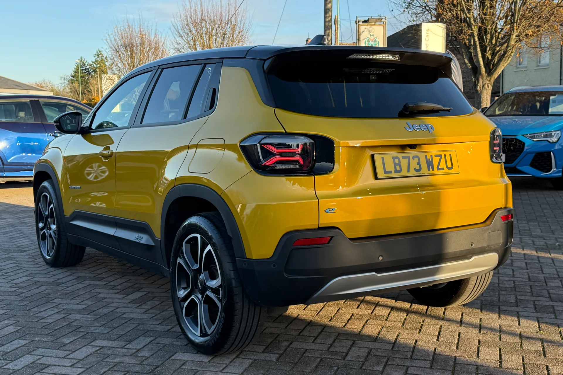 JEEP AVENGER thumbnail image number 28