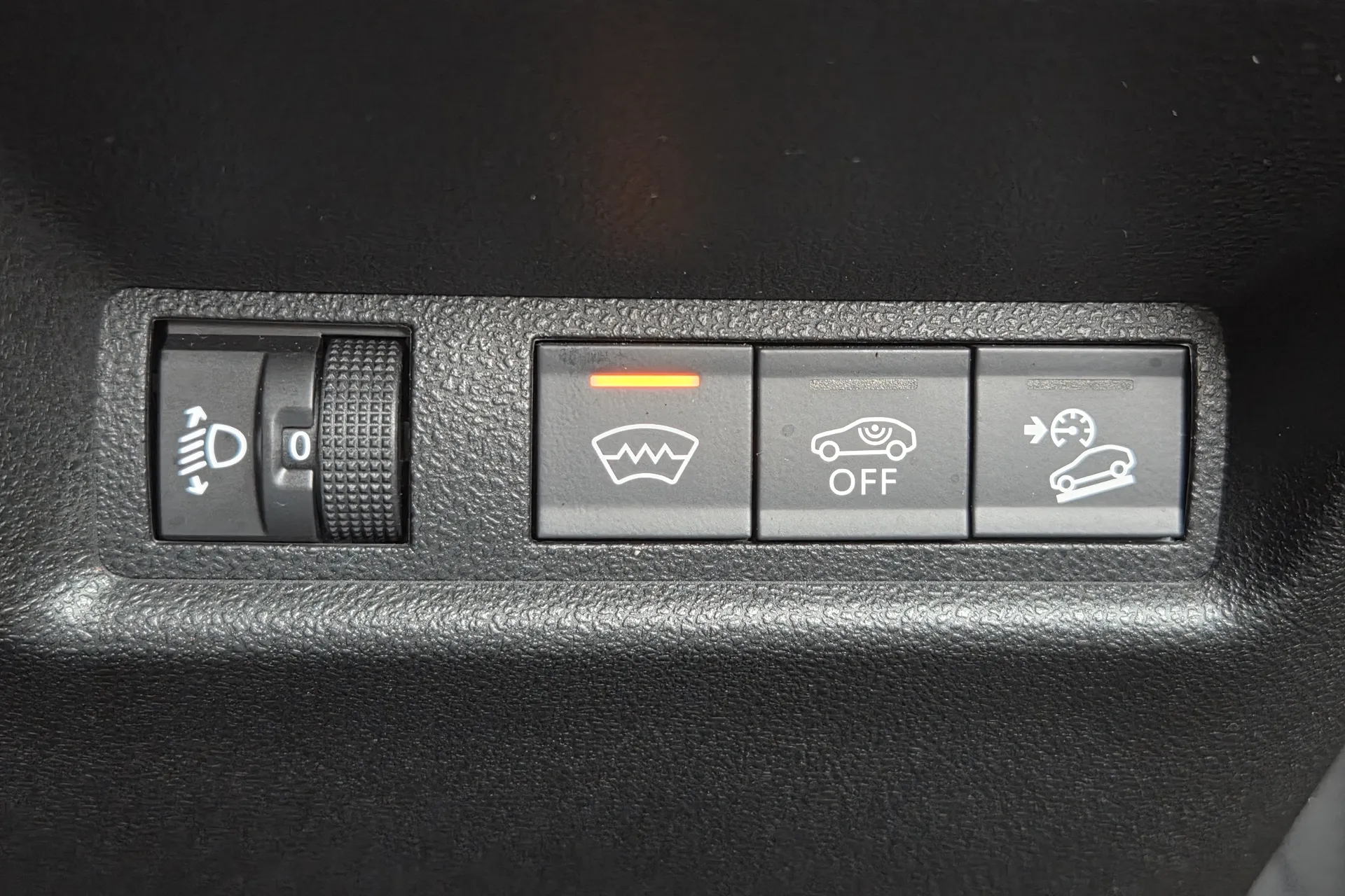 JEEP AVENGER thumbnail image number 18