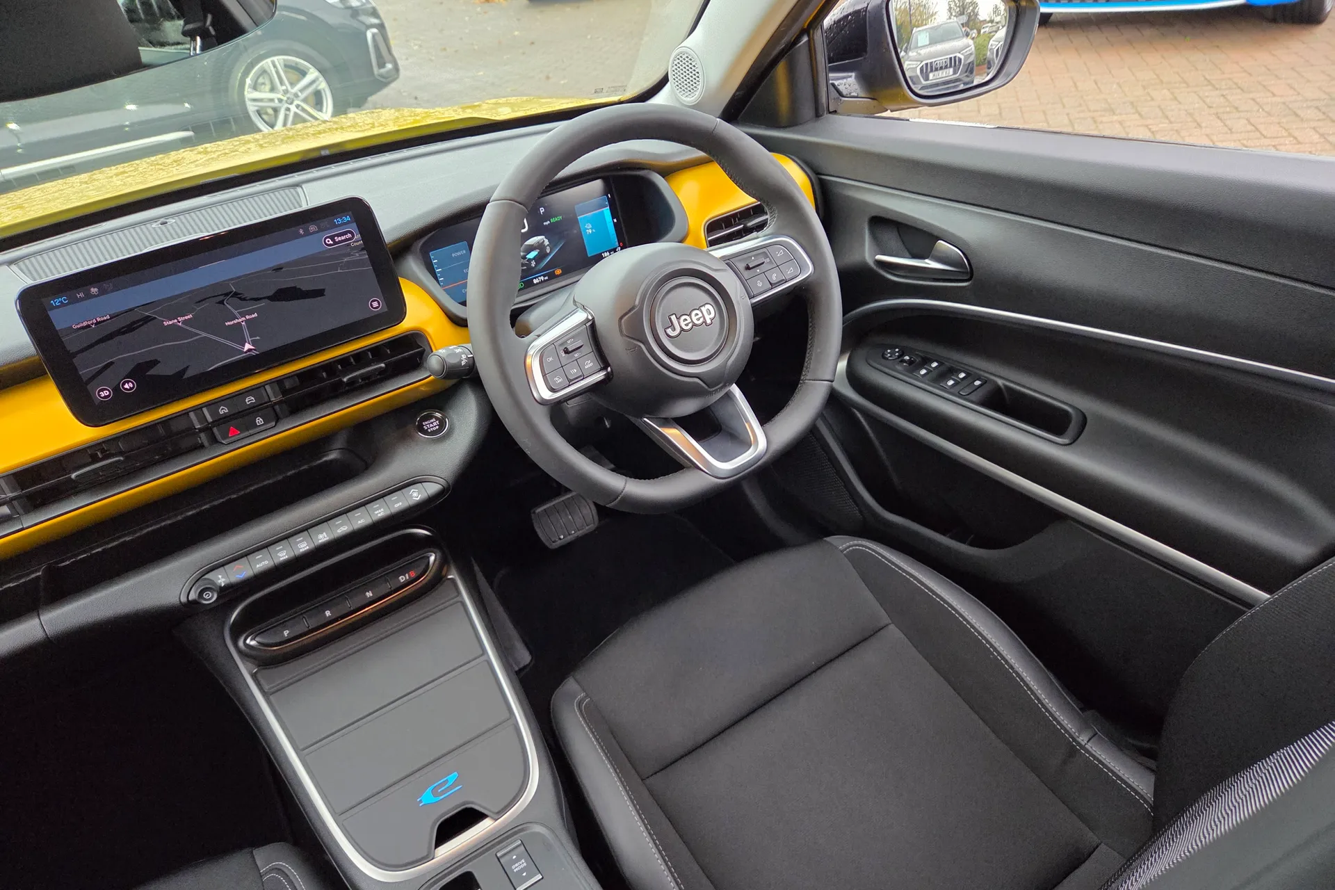 JEEP AVENGER thumbnail image number 36