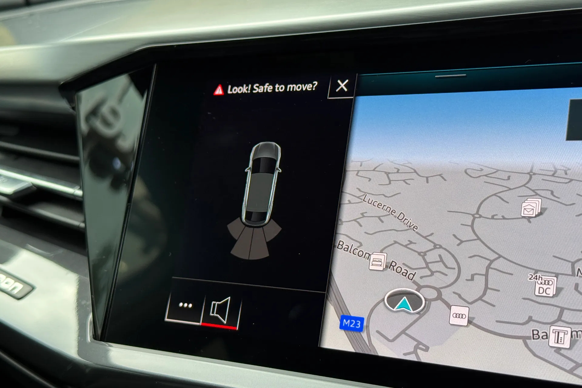 Audi Q4 thumbnail image number 5