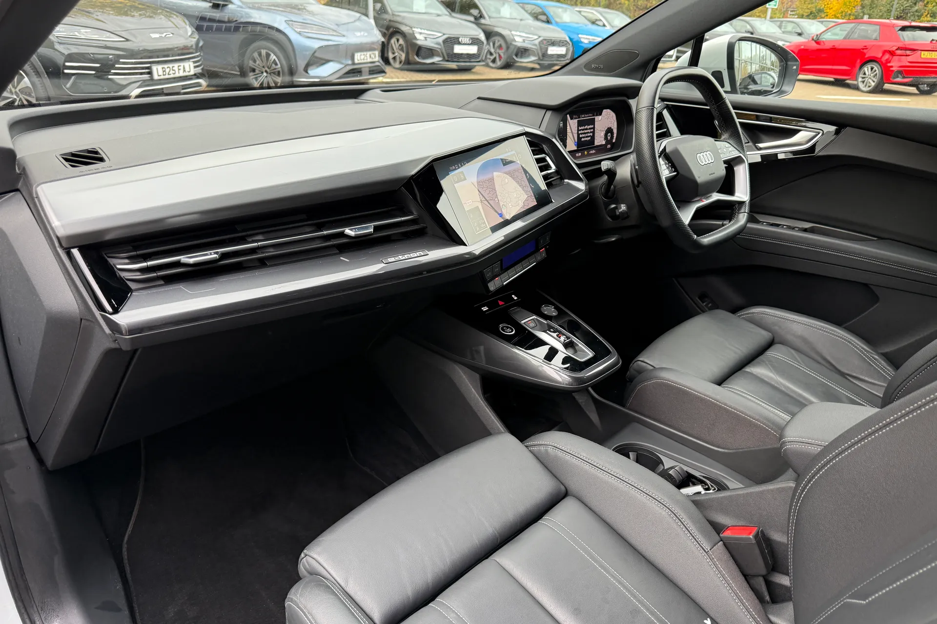 Audi Q4 thumbnail image number 50