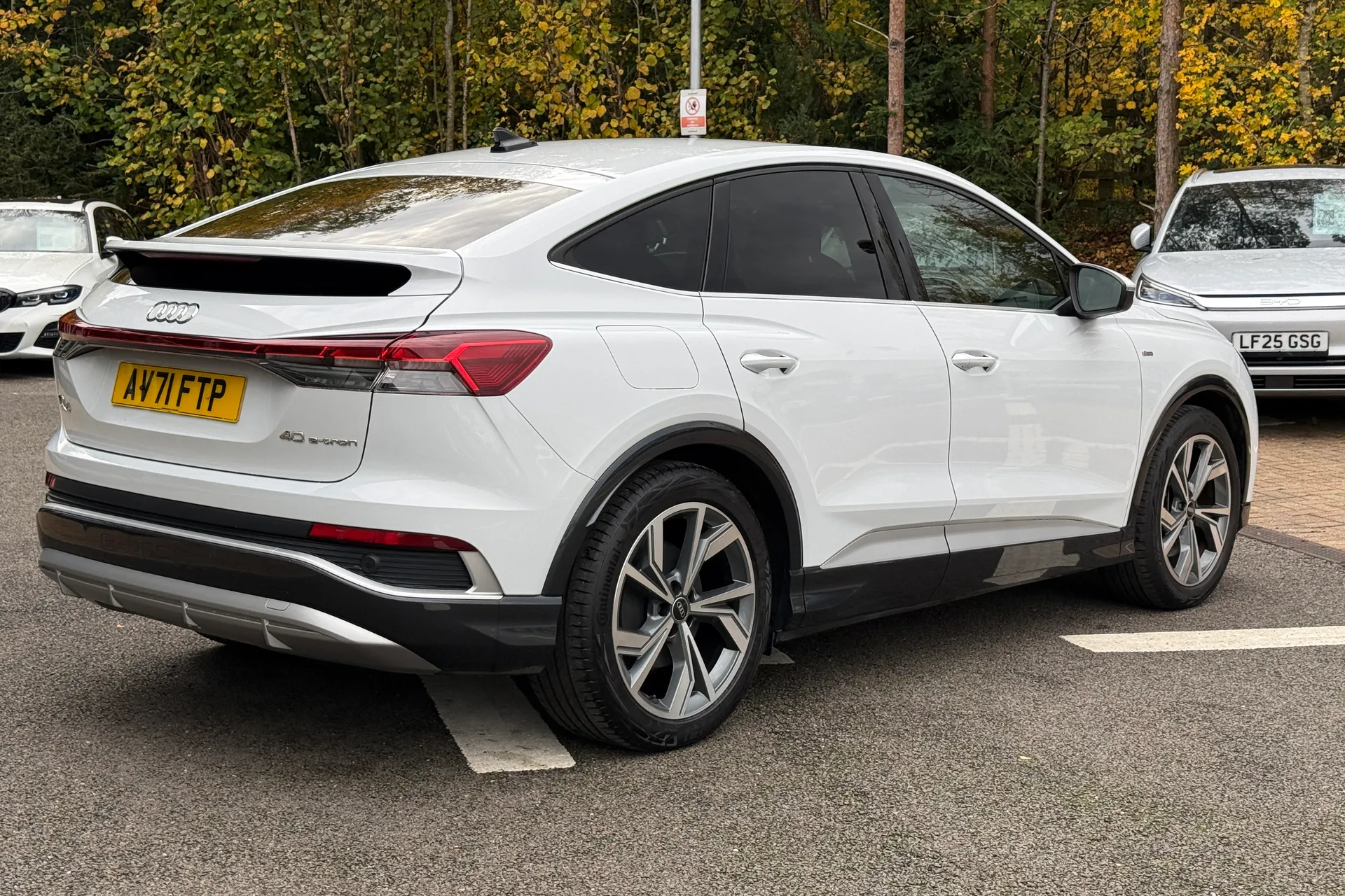 Audi Q4 thumbnail image number 38