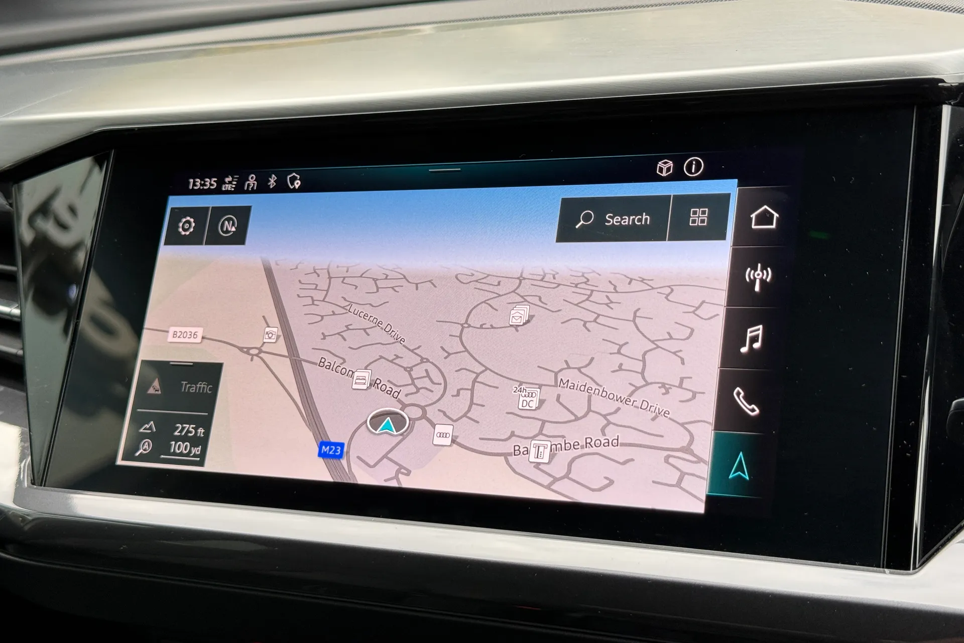 Audi Q4 thumbnail image number 4