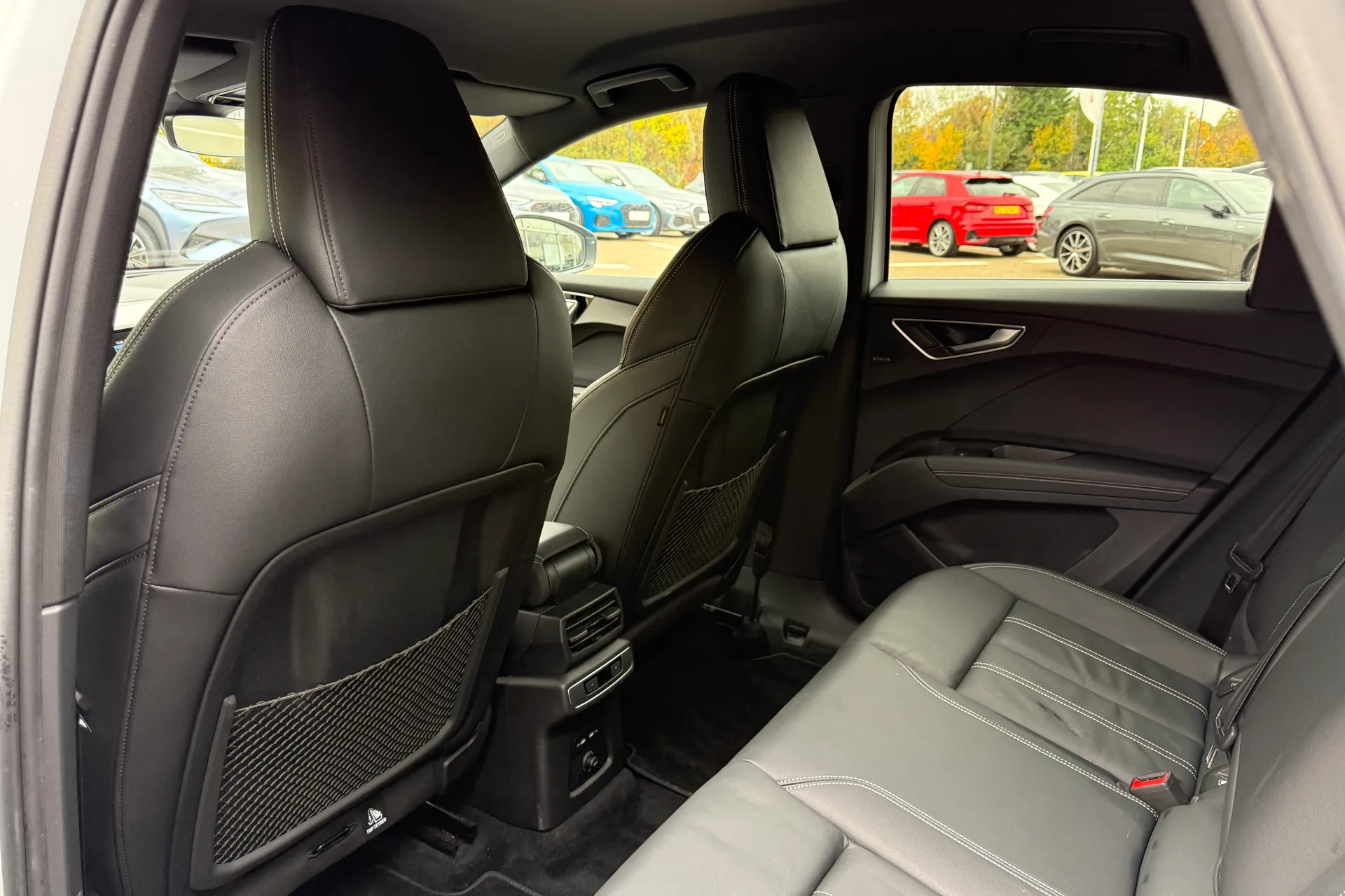 Audi Q4 thumbnail image number 47