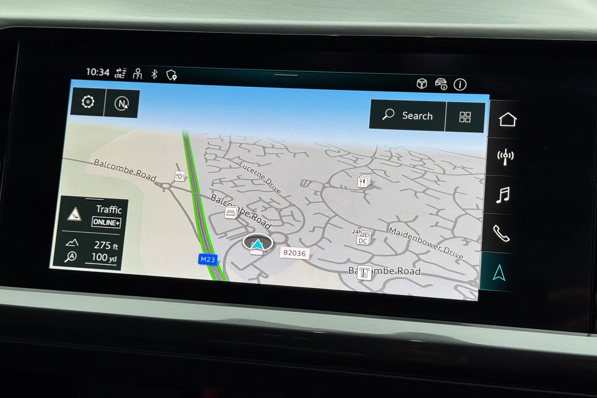 Audi Q4 thumbnail image number 6