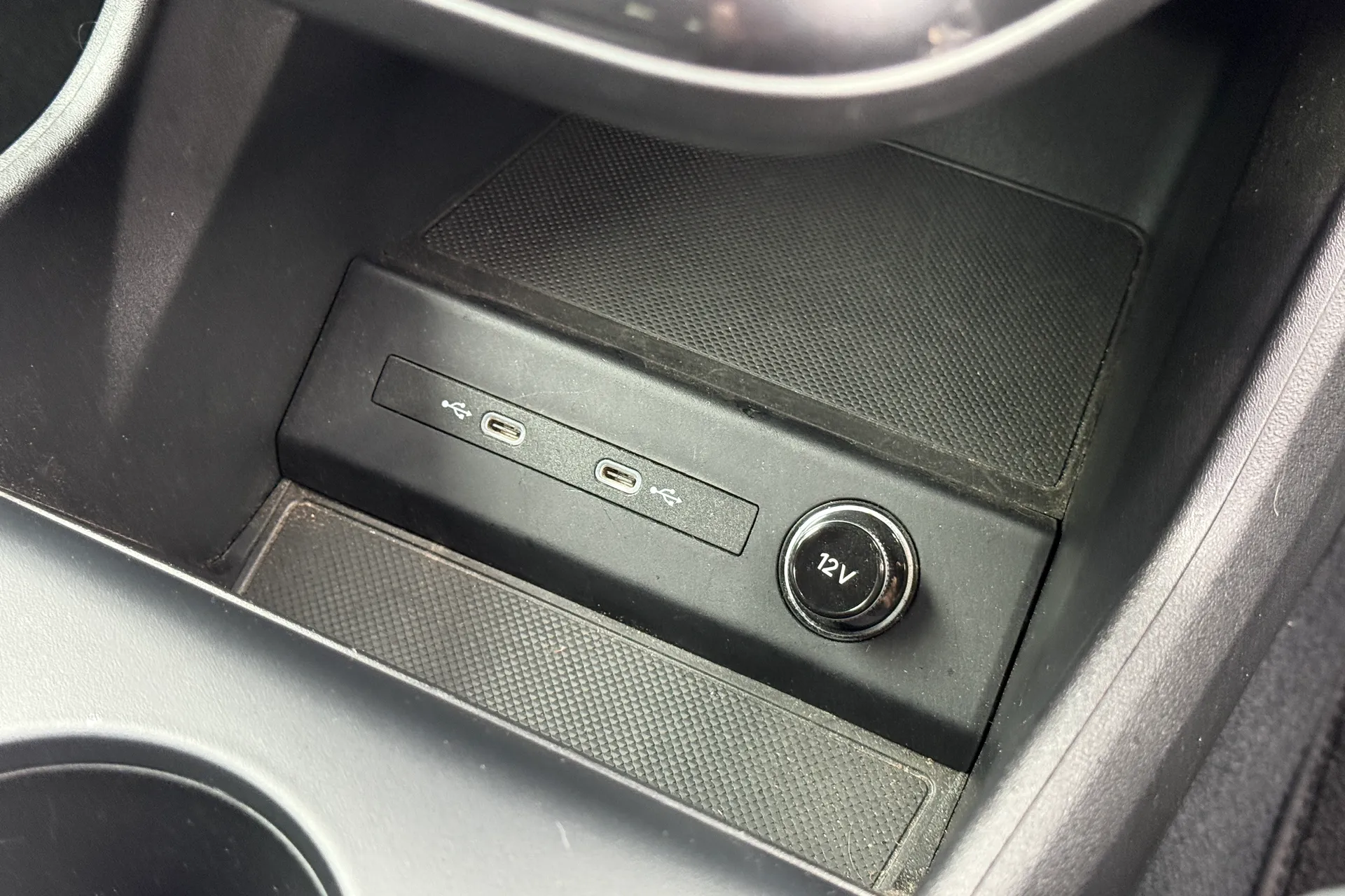 Audi Q4 thumbnail image number 50