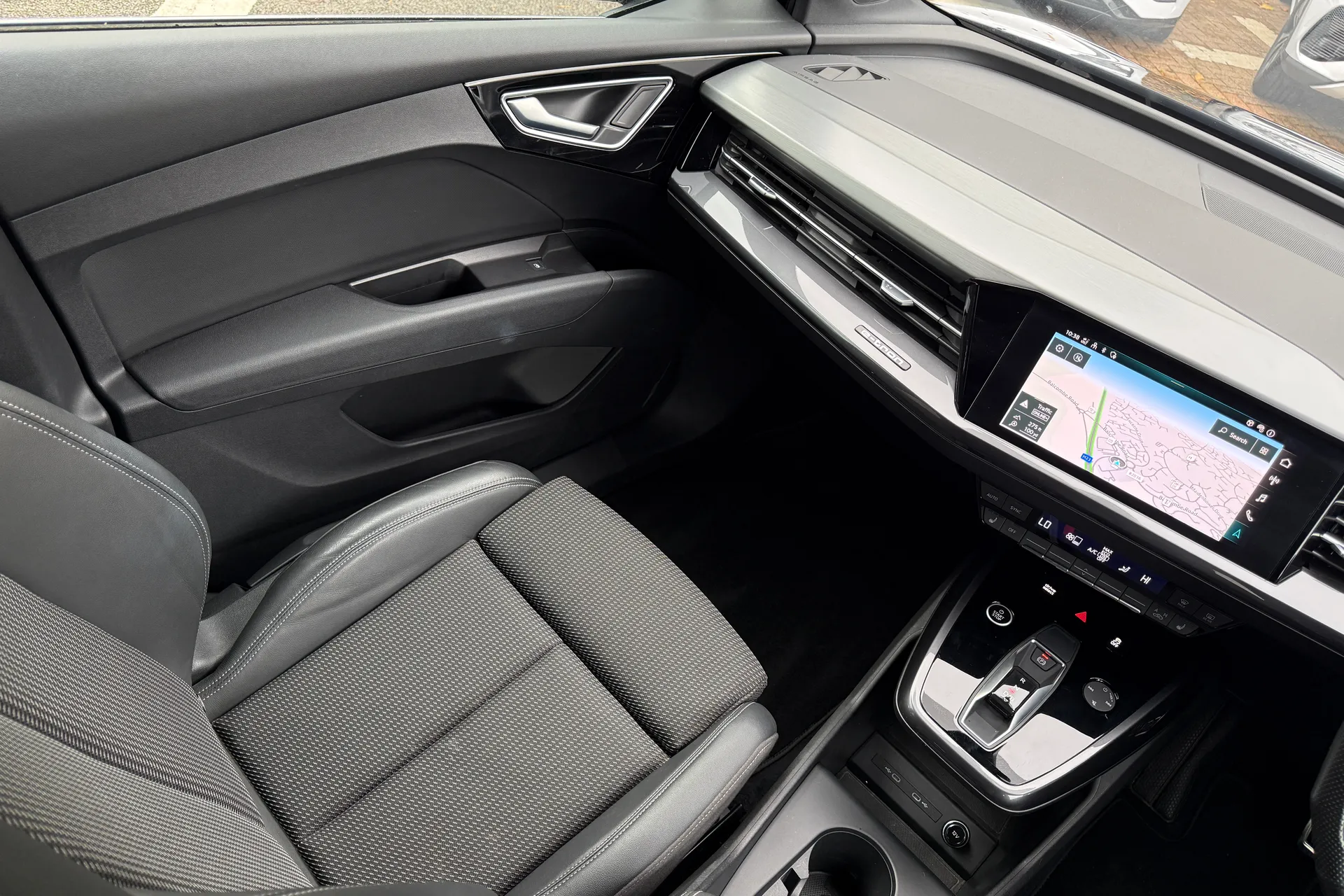 Audi Q4 thumbnail image number 39