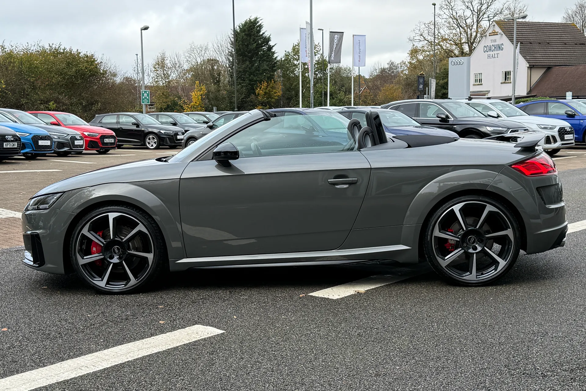 Audi TT thumbnail image number 14