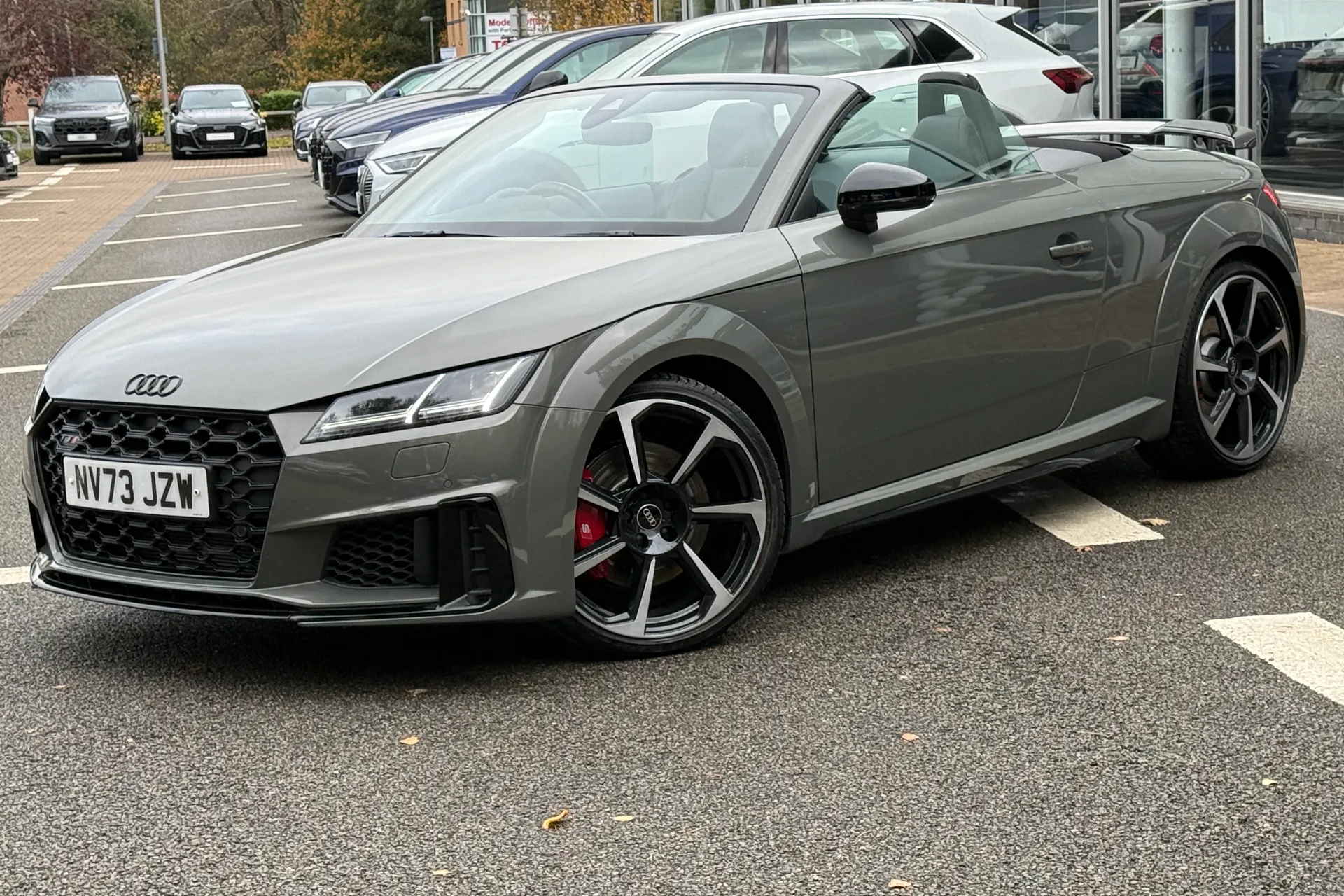 Audi TT thumbnail image number 15