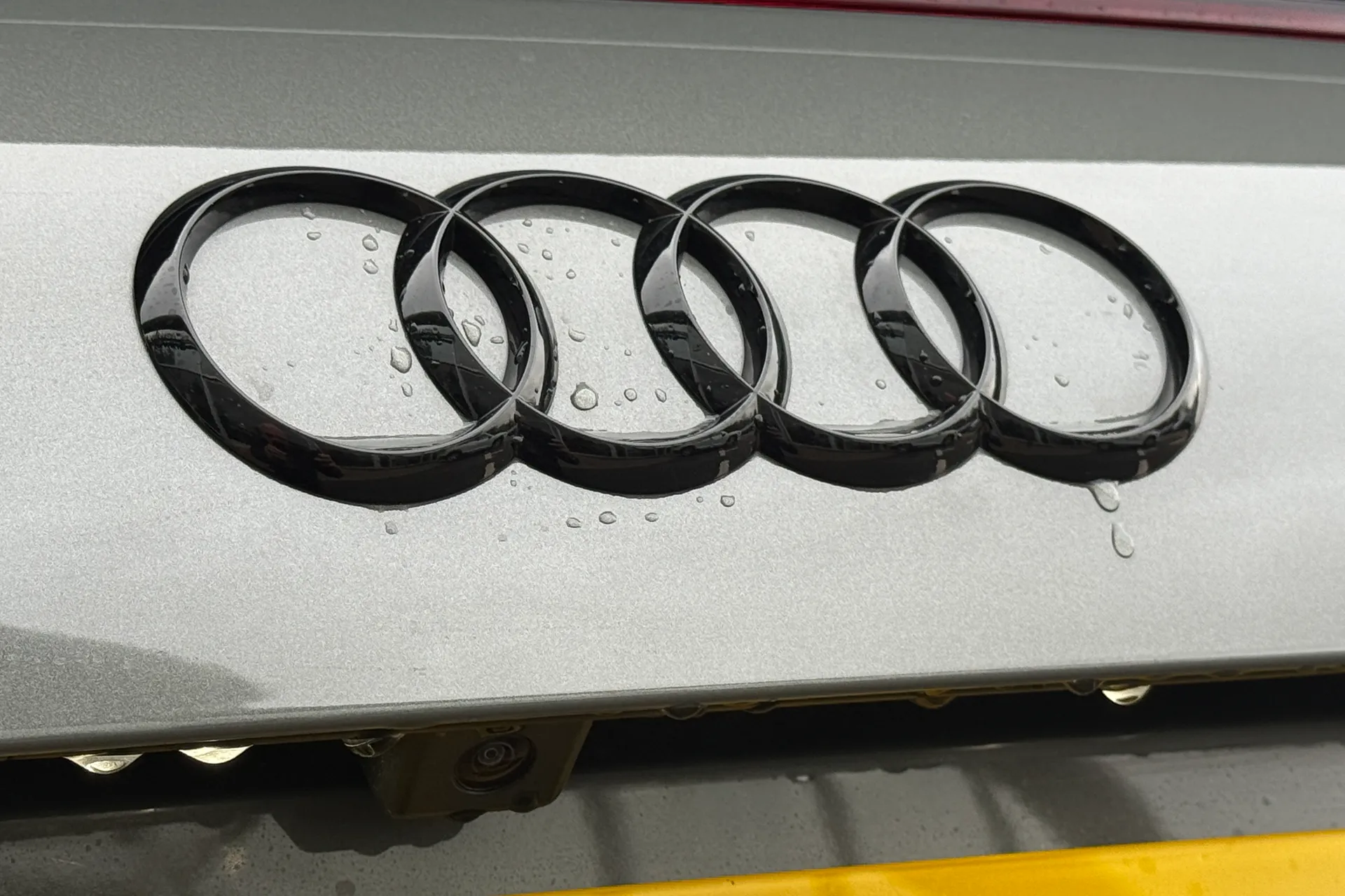 Audi TT thumbnail image number 31