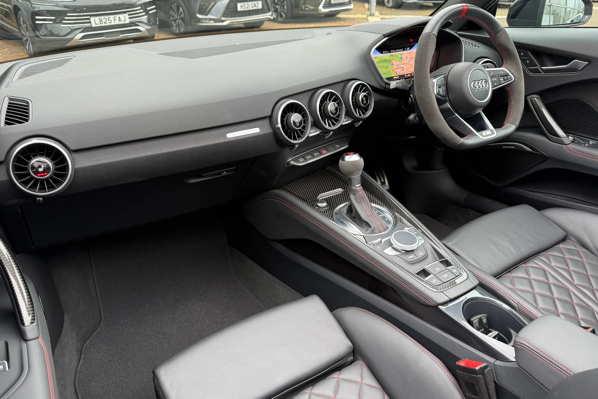 Audi TT thumbnail image number 22