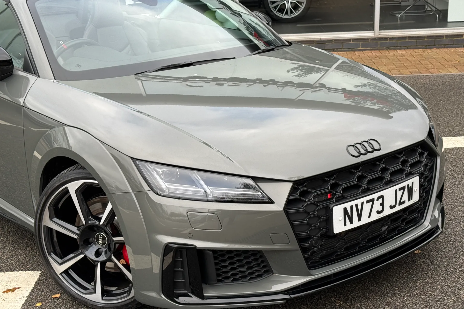 Audi TT thumbnail image number 19