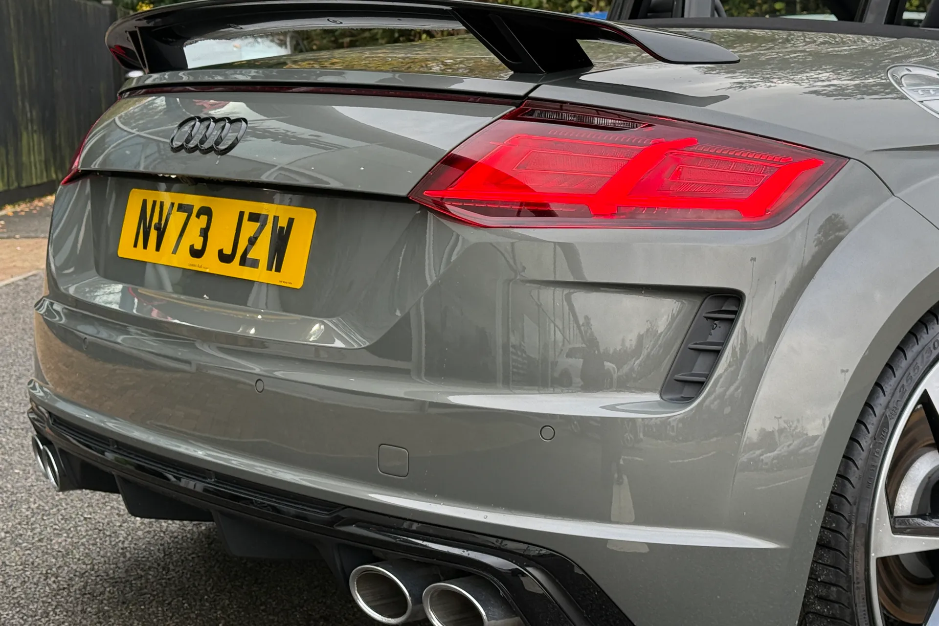 Audi TT thumbnail image number 36