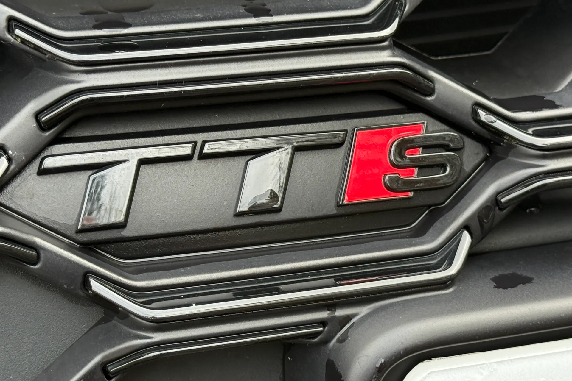 Audi TT thumbnail image number 39