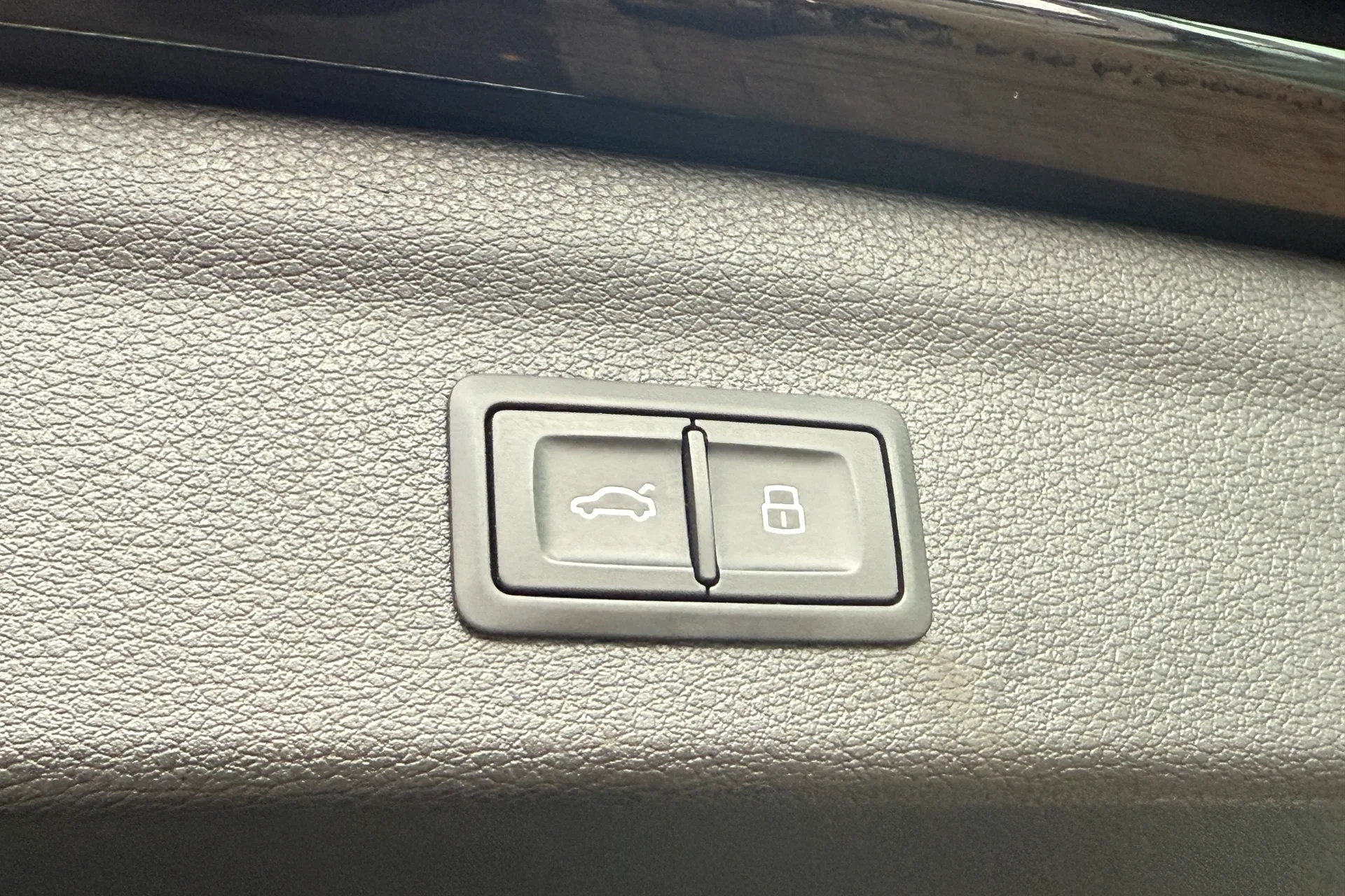 Audi Q3 thumbnail image number 53