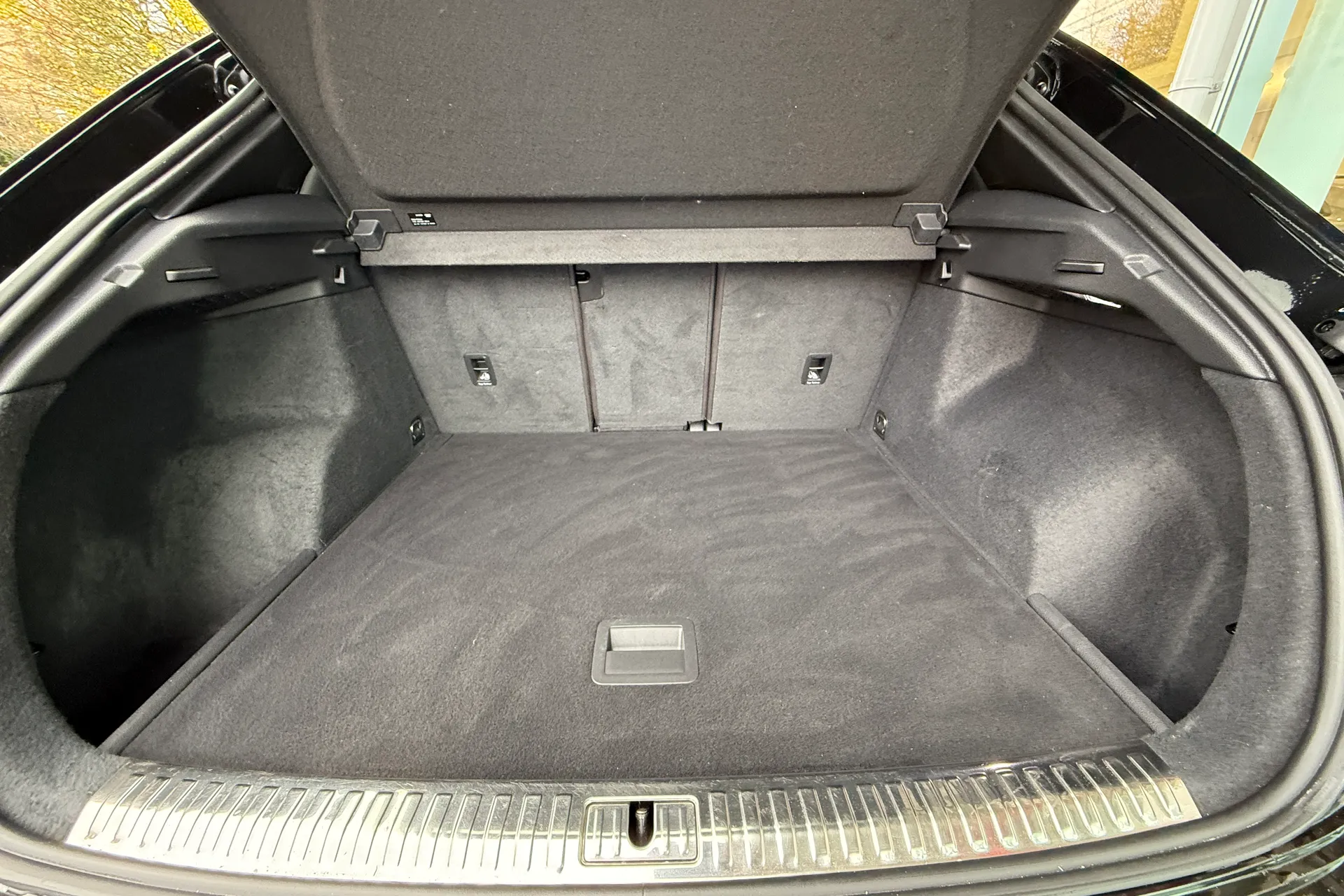 Audi Q3 thumbnail image number 52