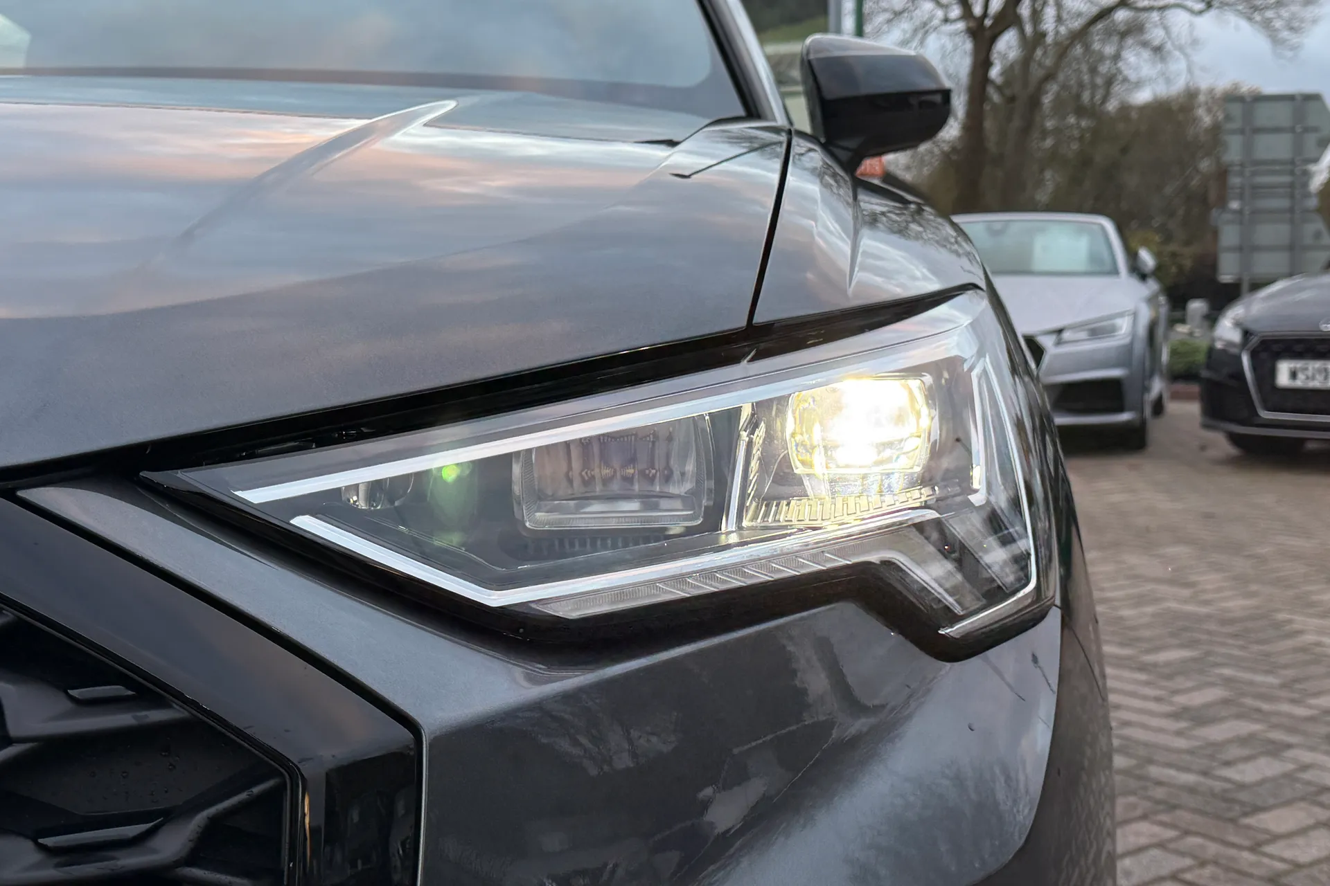 Audi Q3 thumbnail image number 57