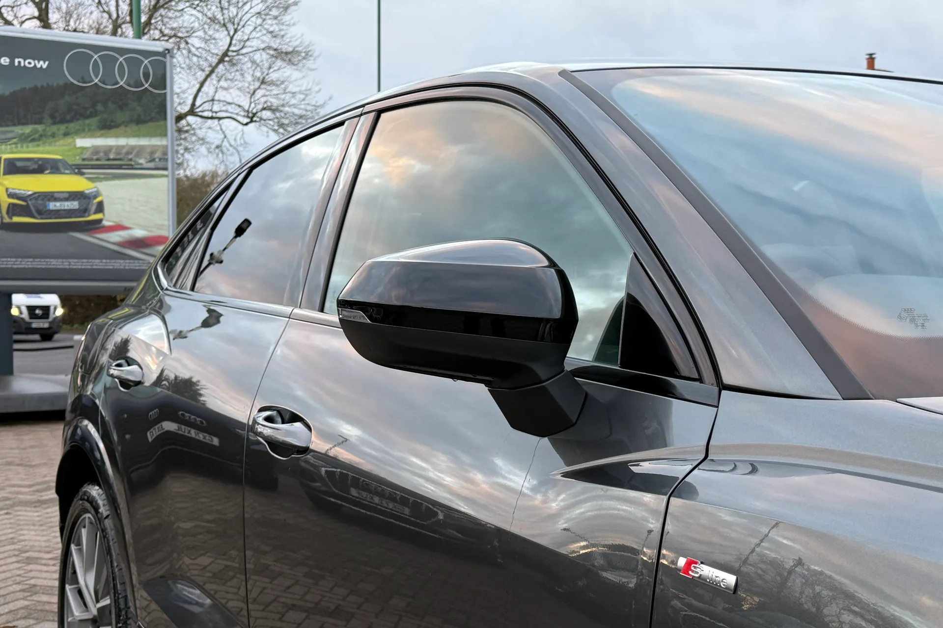 Audi Q3 thumbnail image number 52