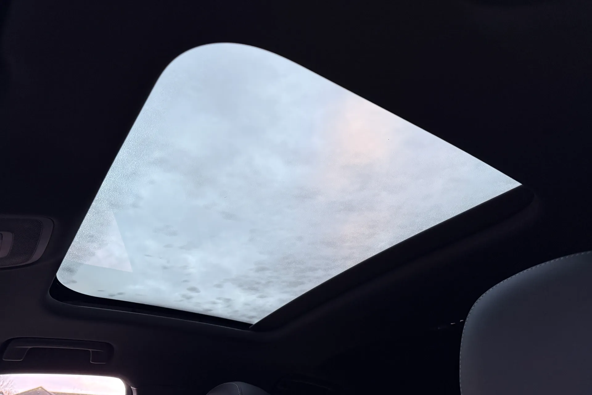 Audi Q3 thumbnail image number 33