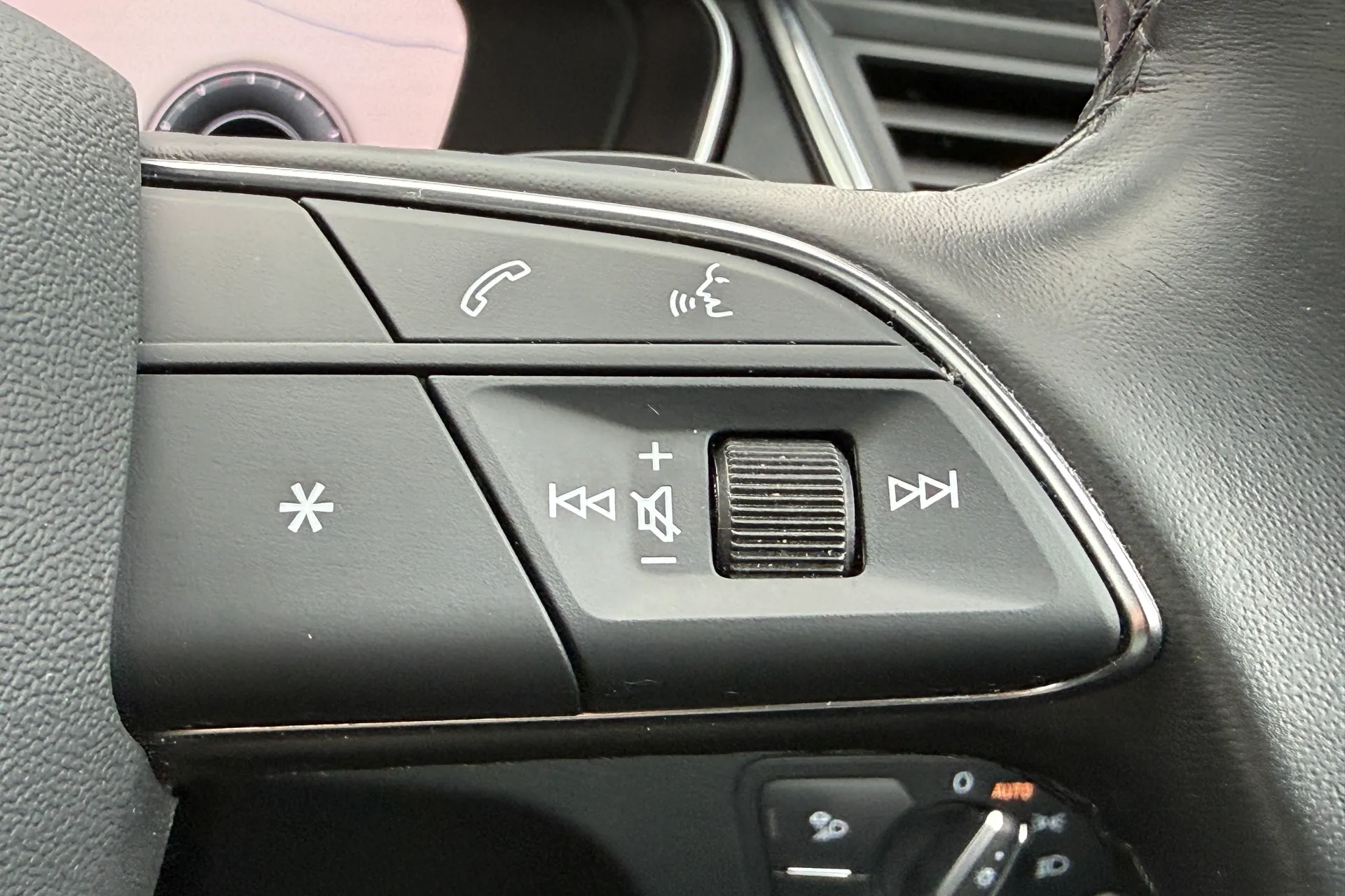 Audi Q5 thumbnail image number 20