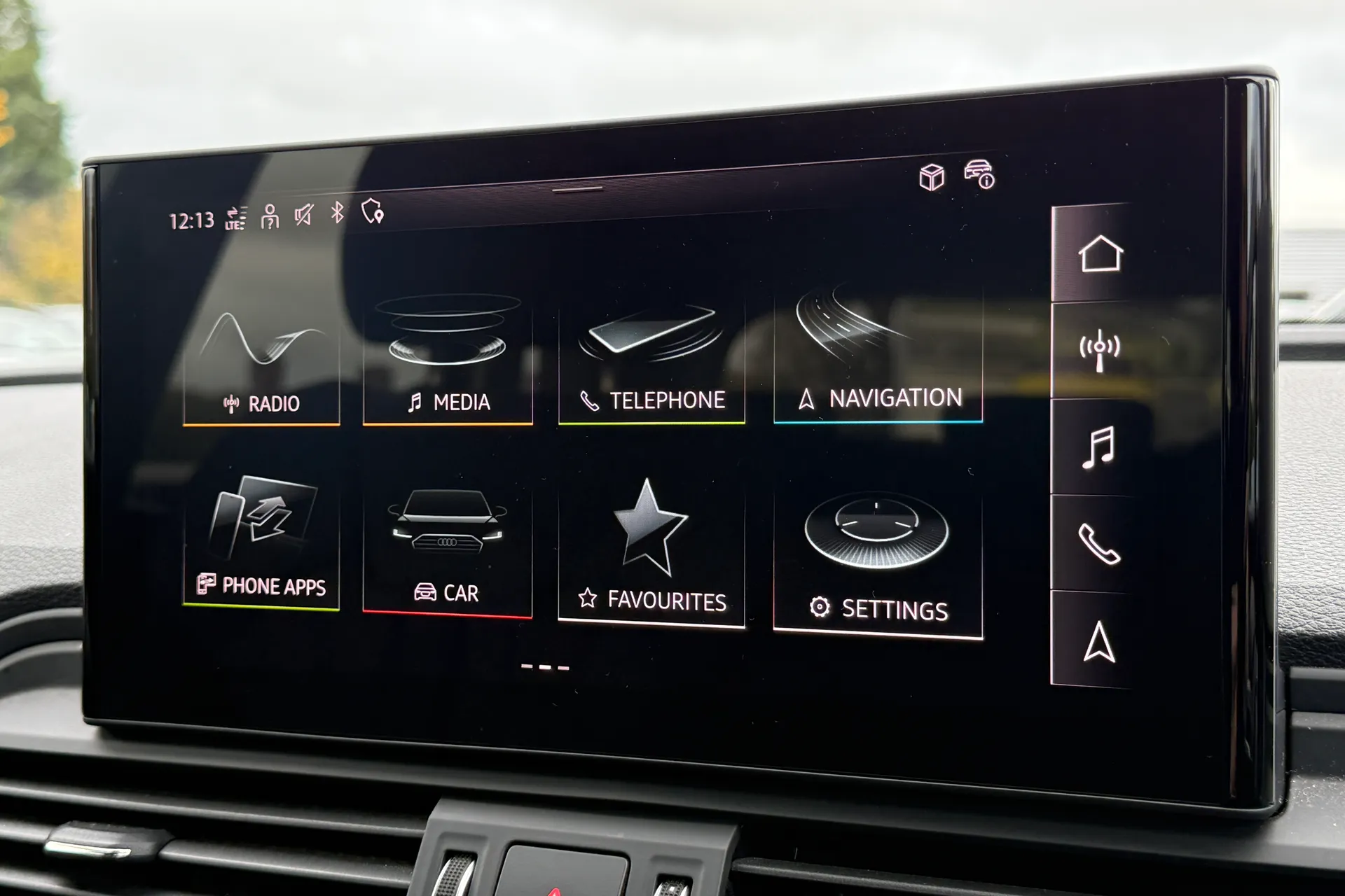 Audi Q5 thumbnail image number 13