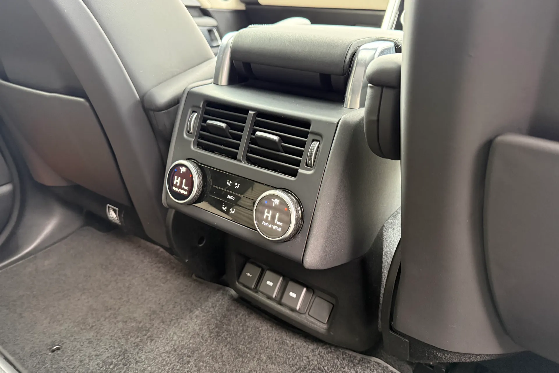 LAND ROVER DISCOVERY thumbnail image number 36