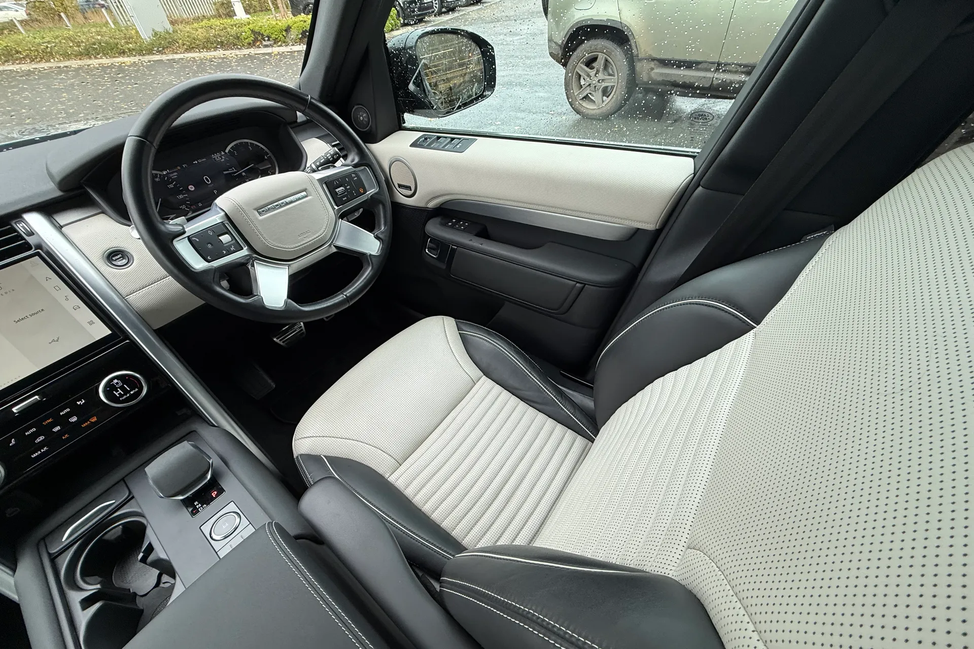 LAND ROVER DISCOVERY thumbnail image number 14