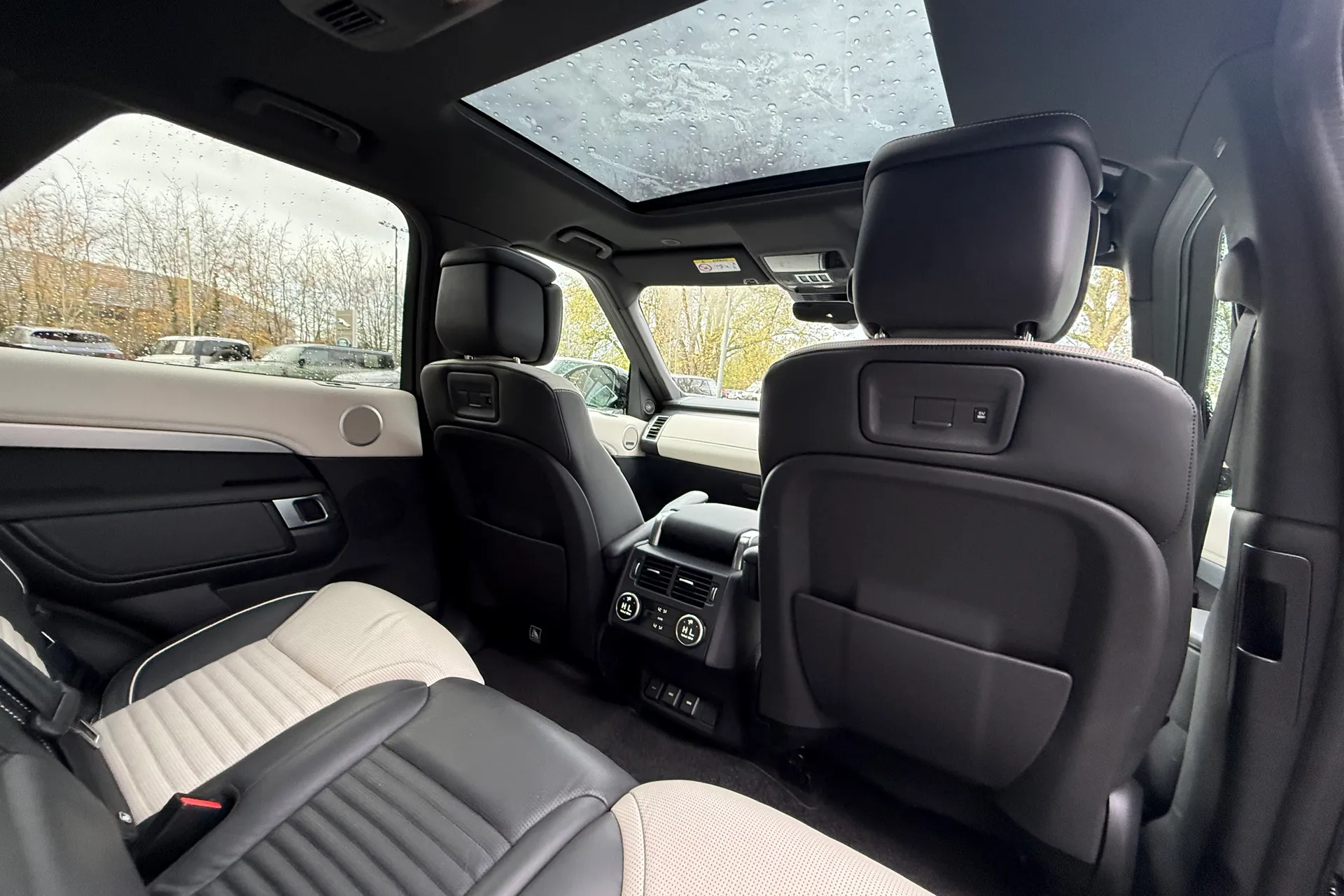 LAND ROVER DISCOVERY thumbnail image number 42